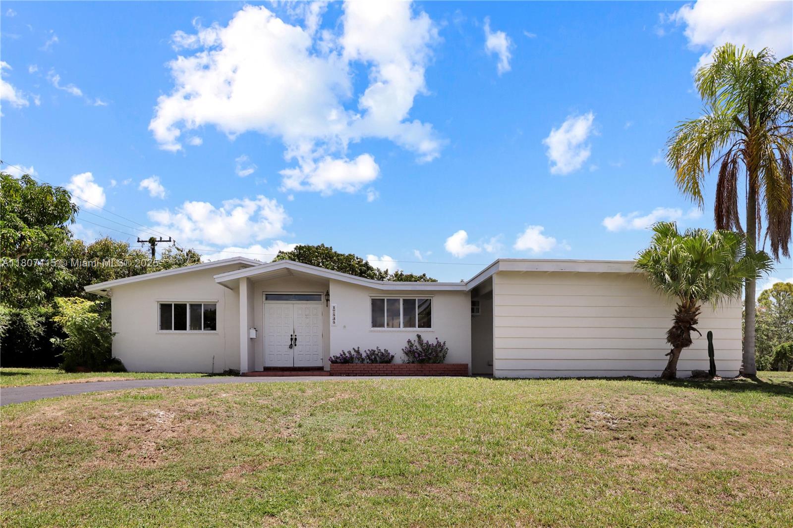 17535 SW 91st Ave, Palmetto Bay, Florida image 1