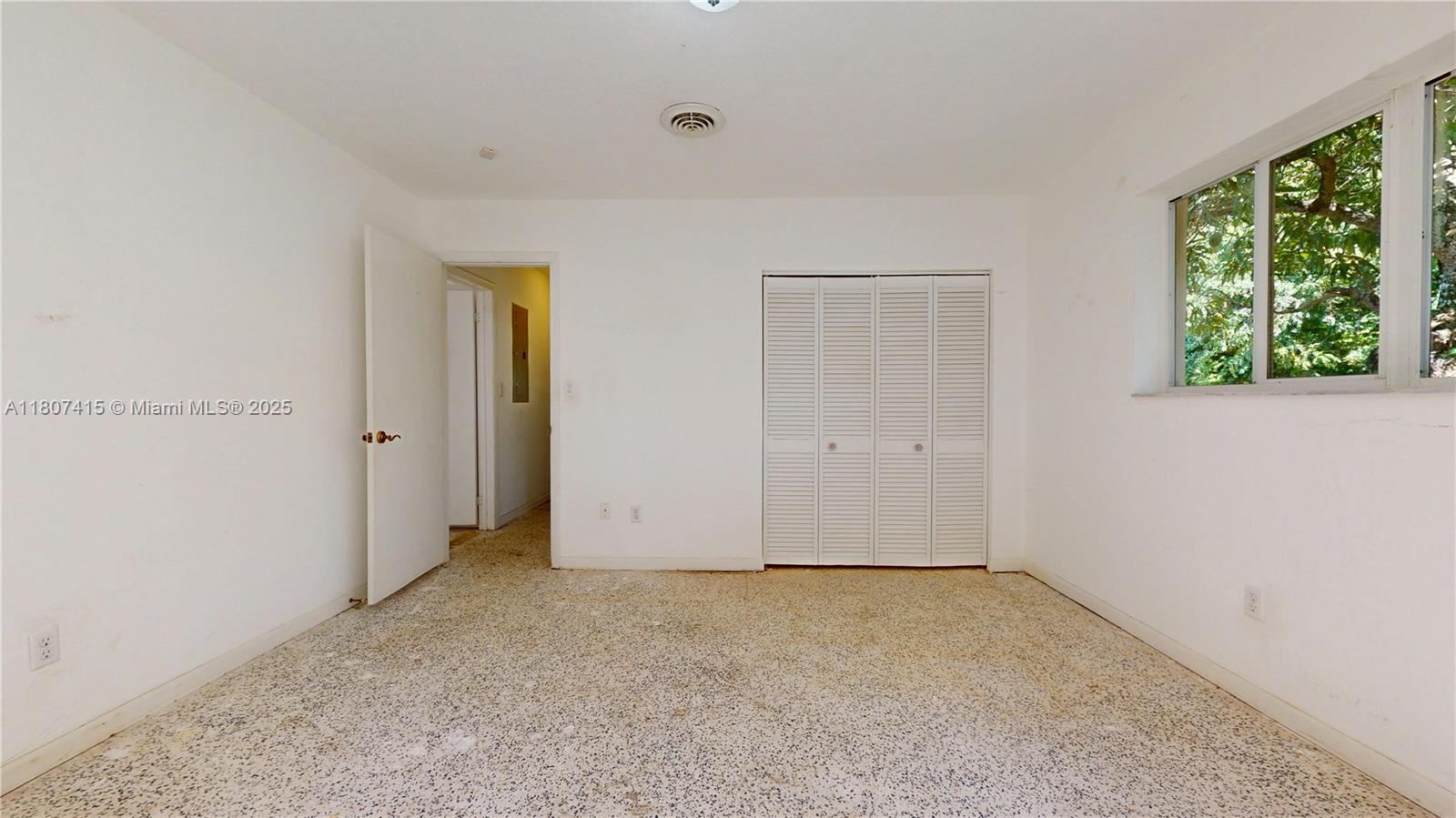 Listing Photo 20