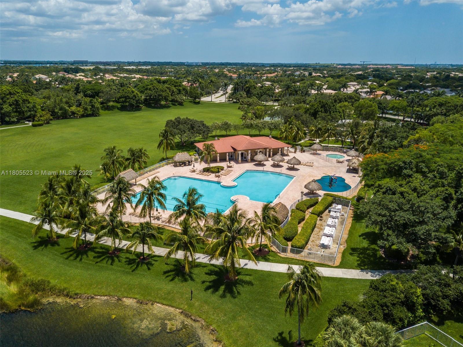 3905 Pinecrest Ct, Weston, Florida image 33