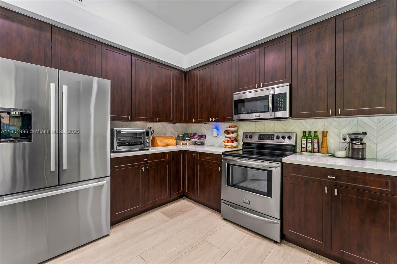 6121 Superior Blvd, Davie, Florida image 11