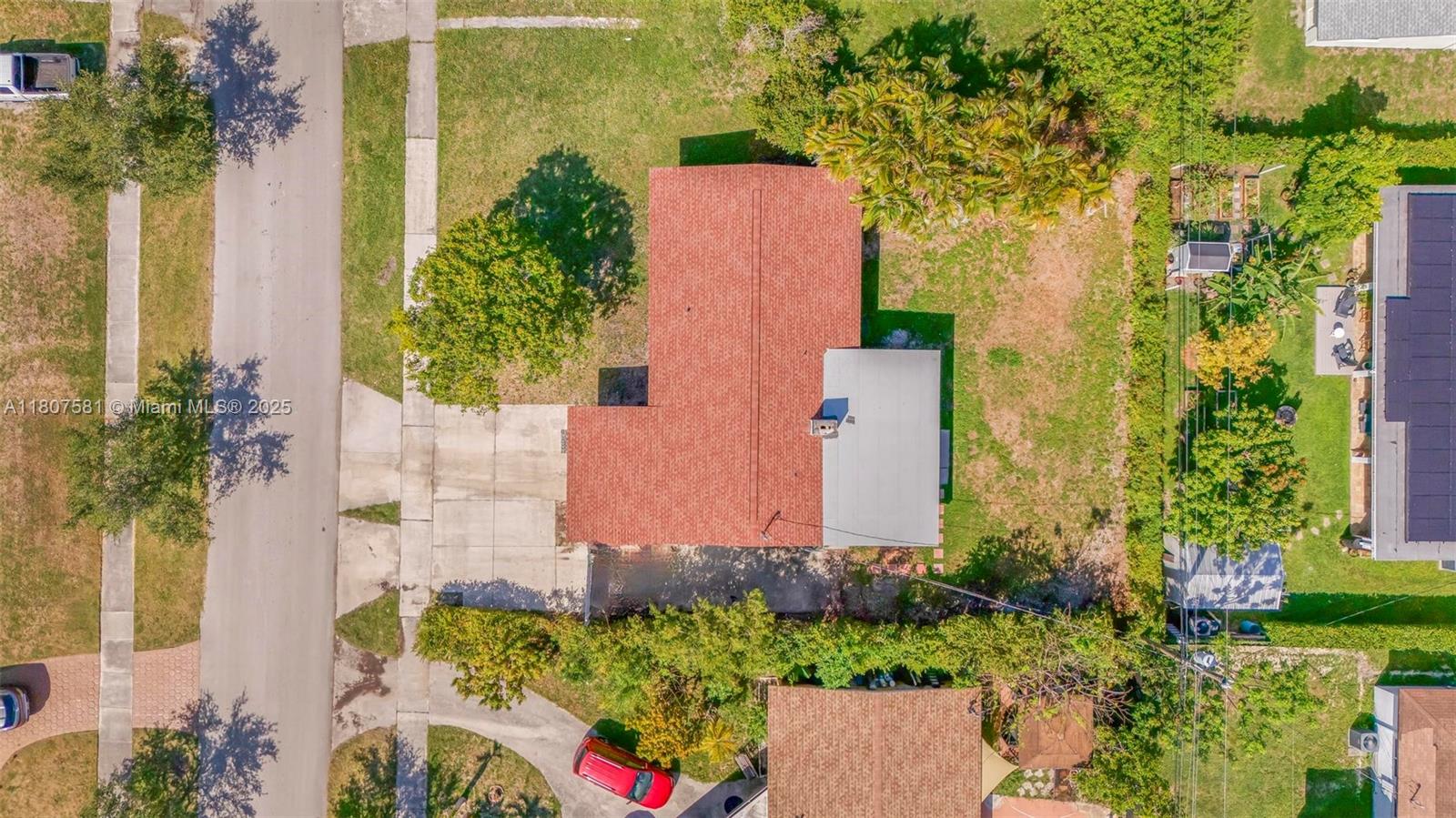 9710 Haitian Dr, Cutler Bay, Florida image 31