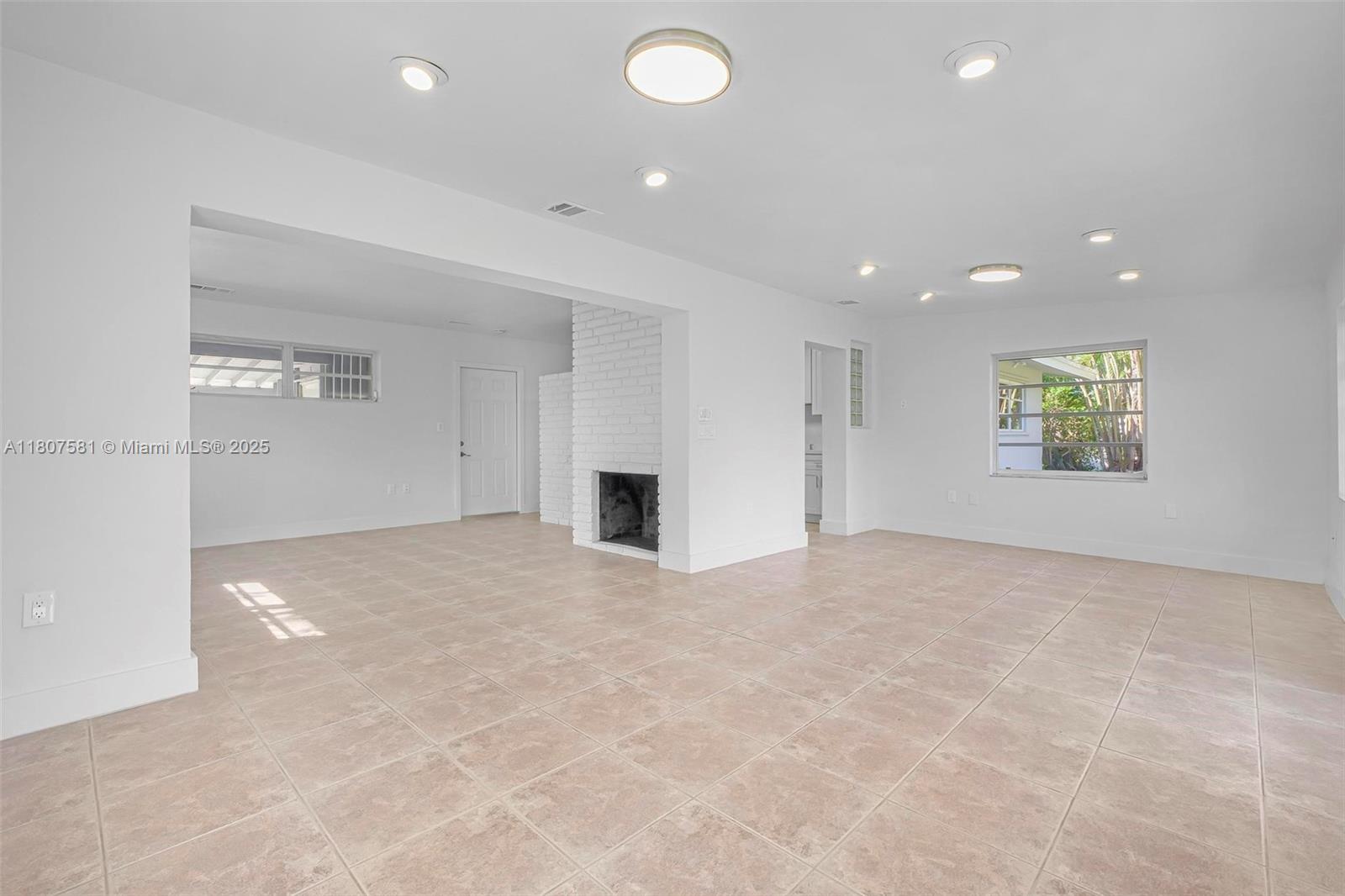 9710 Haitian Dr, Cutler Bay, Florida image 7