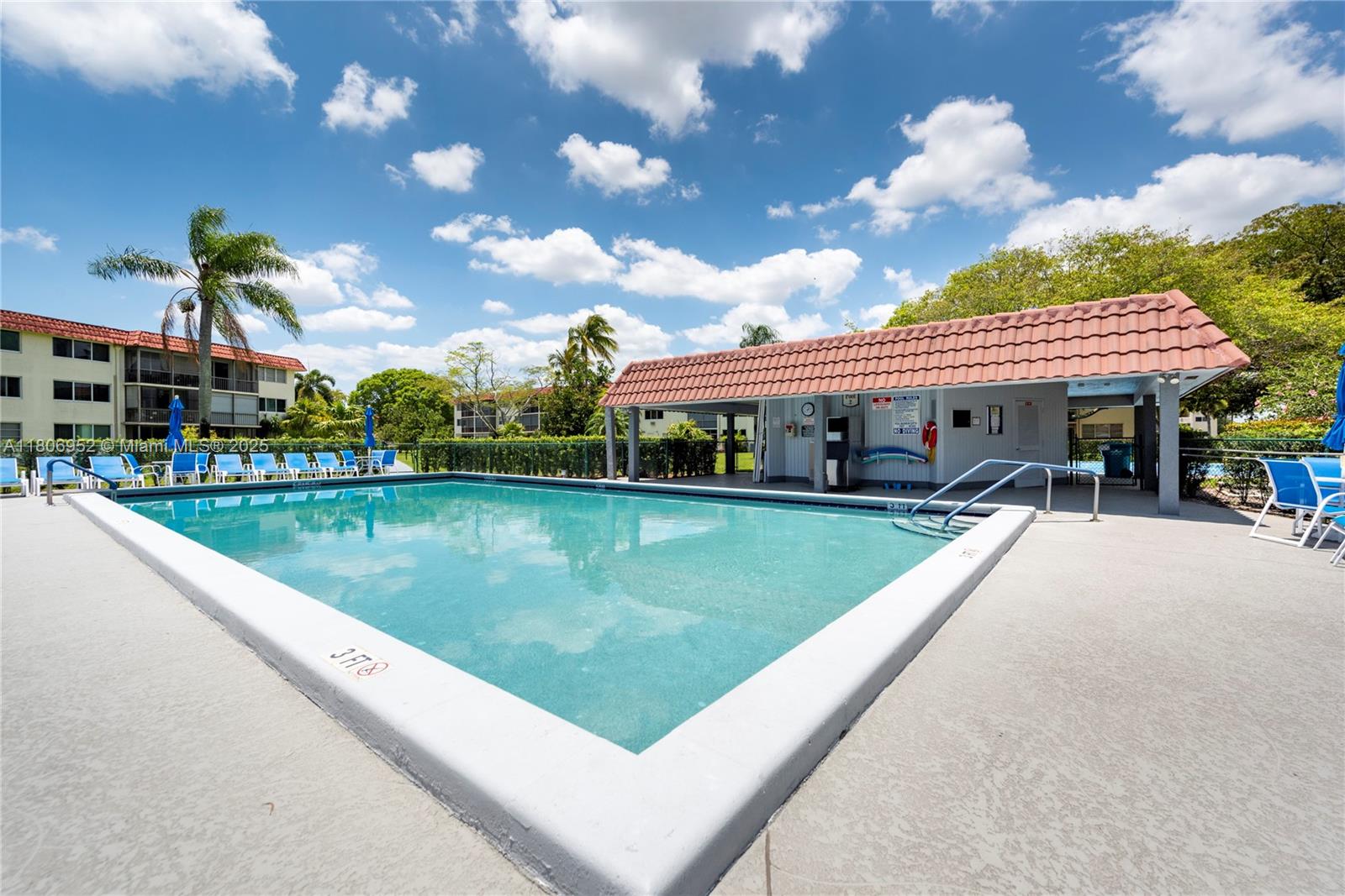 9823 S Hollybrook Lake Dr #105, Pembroke Pines, Florida image 33