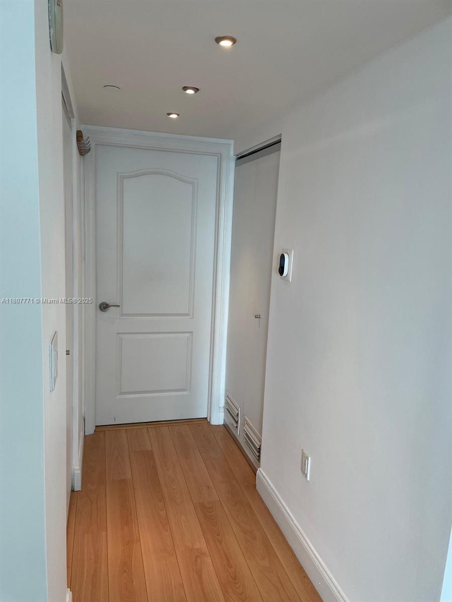 2101 Brickell Ave #1709, Miami FL 33129