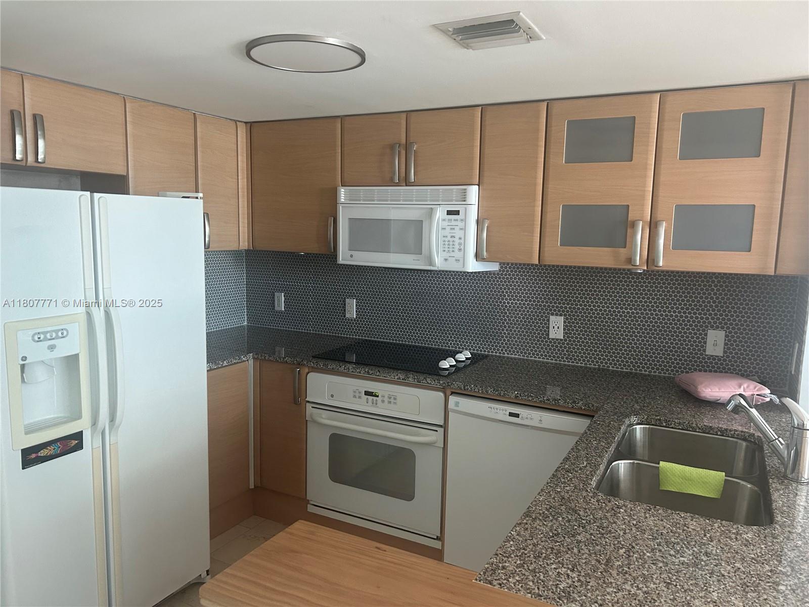 2101 Brickell Ave #1709, Miami FL 33129