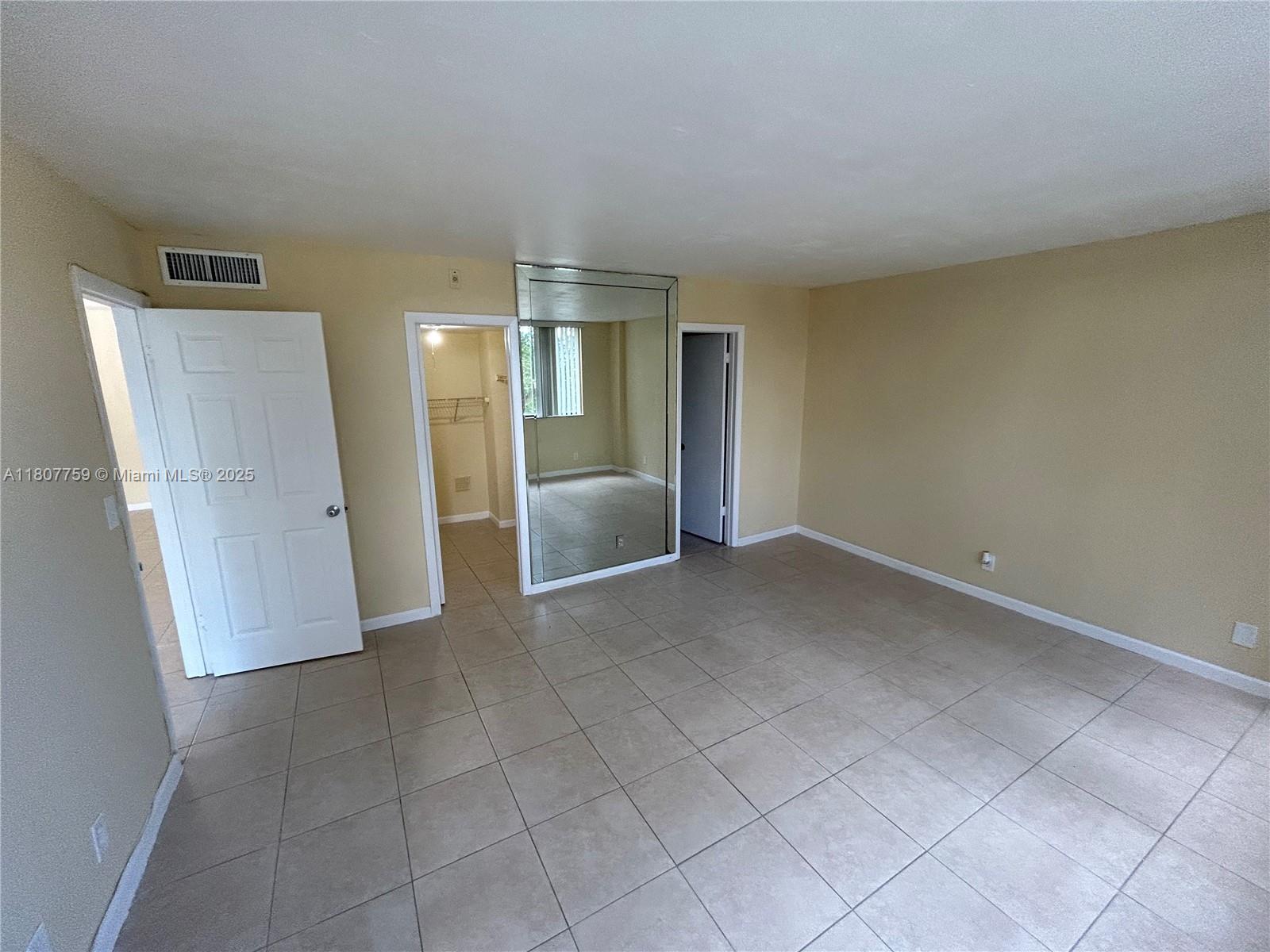4222 Inverrary Blvd #4211, Lauderhill, Florida image 8