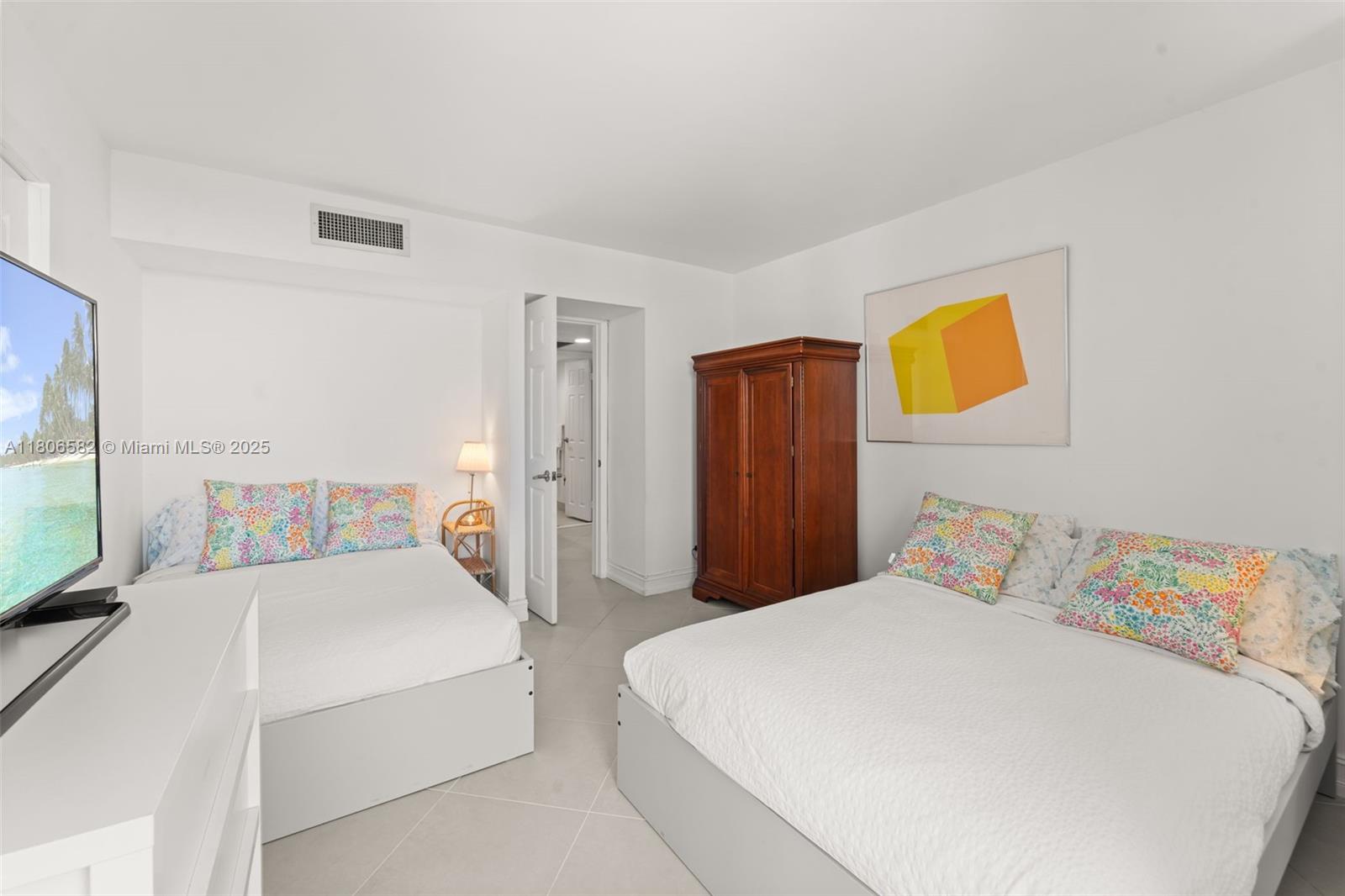 Property photo # 8