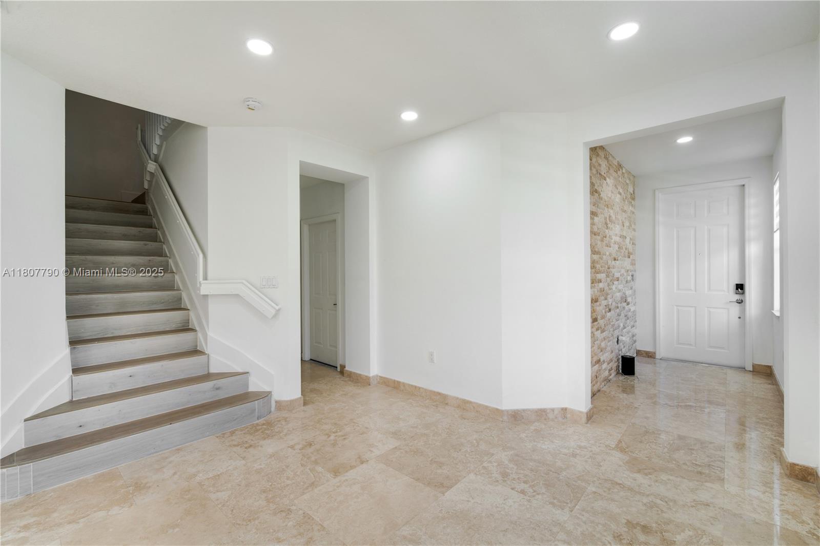 Property photo # 3