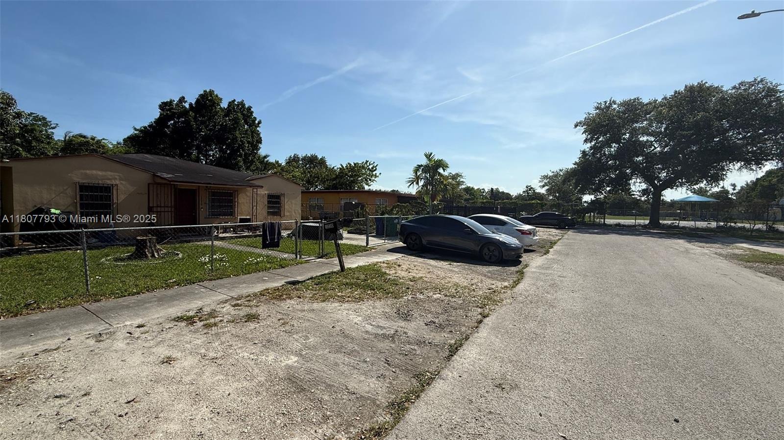 1230 NW 113th Ter, Miami, Florida image 1