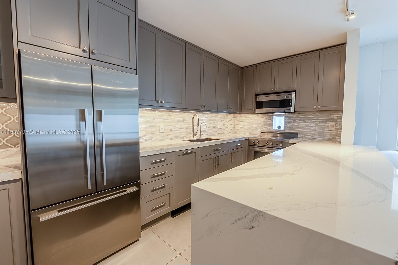 Property photo # 6
