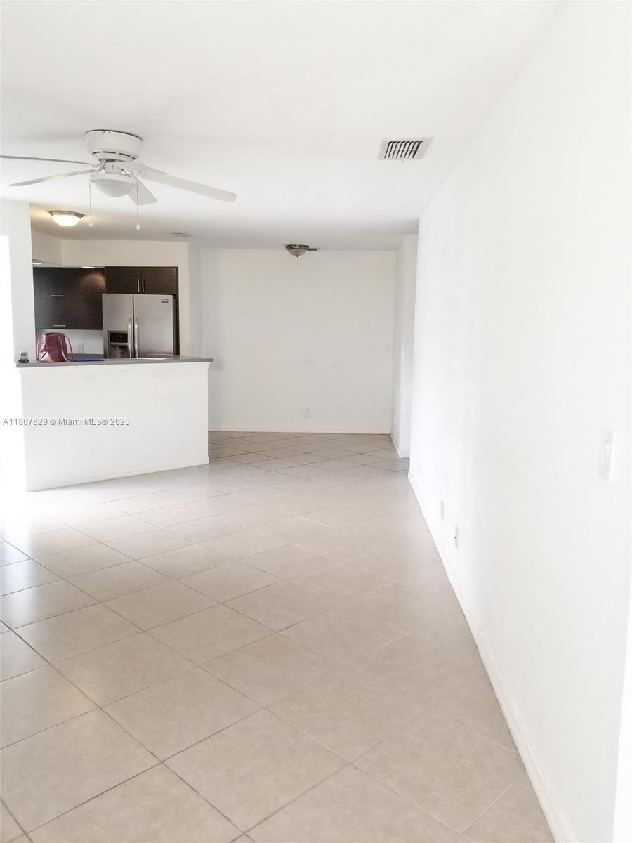 3430 N Pinewalk Dr N #618, Margate, Florida image 10
