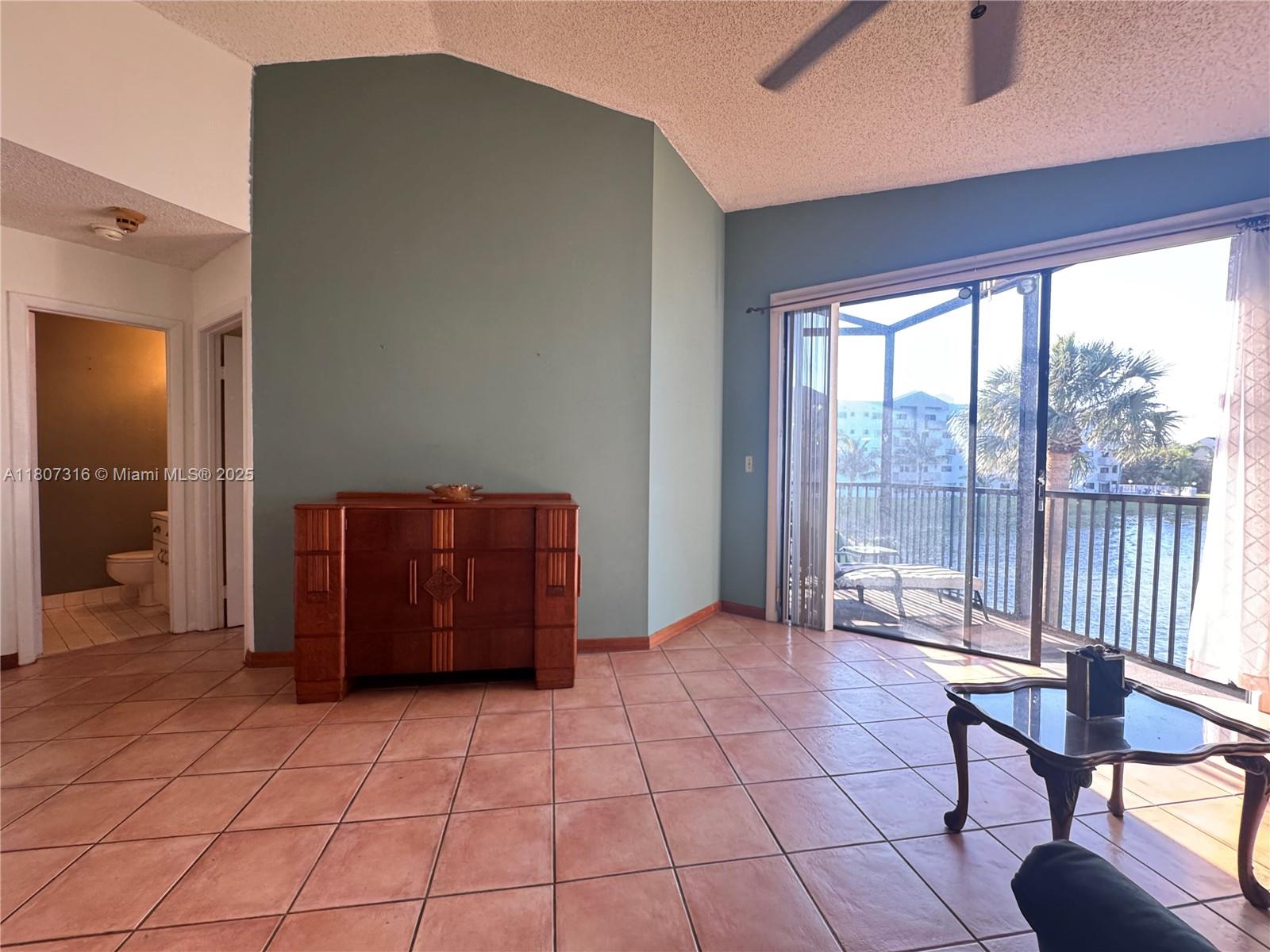 15569 N Miami Lakeway N #204, Miami Lakes, Florida image 4