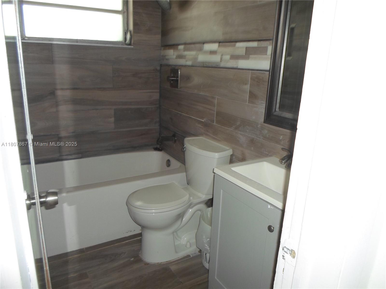 Property photo # 9