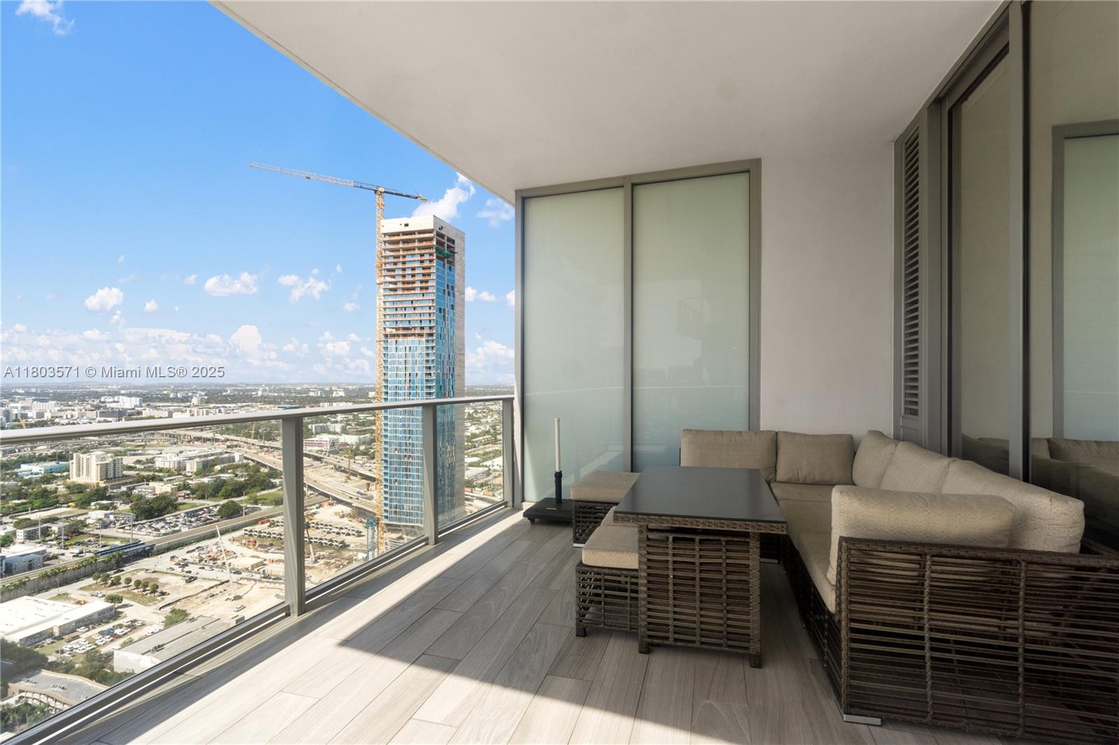 851 NE 1st Ave #3906, Miami FL 33132