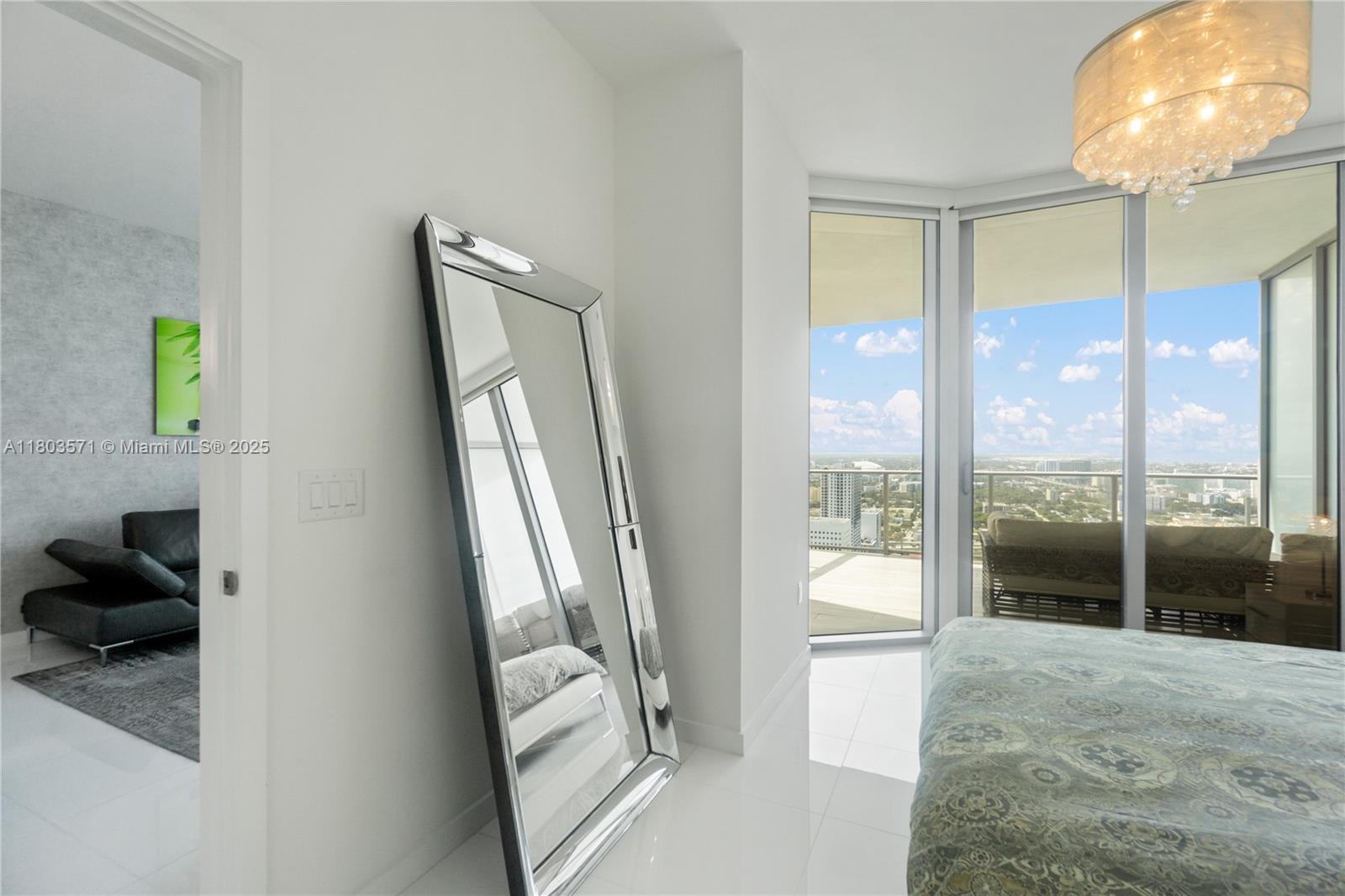 851 NE 1st Ave #3906, Miami FL 33132