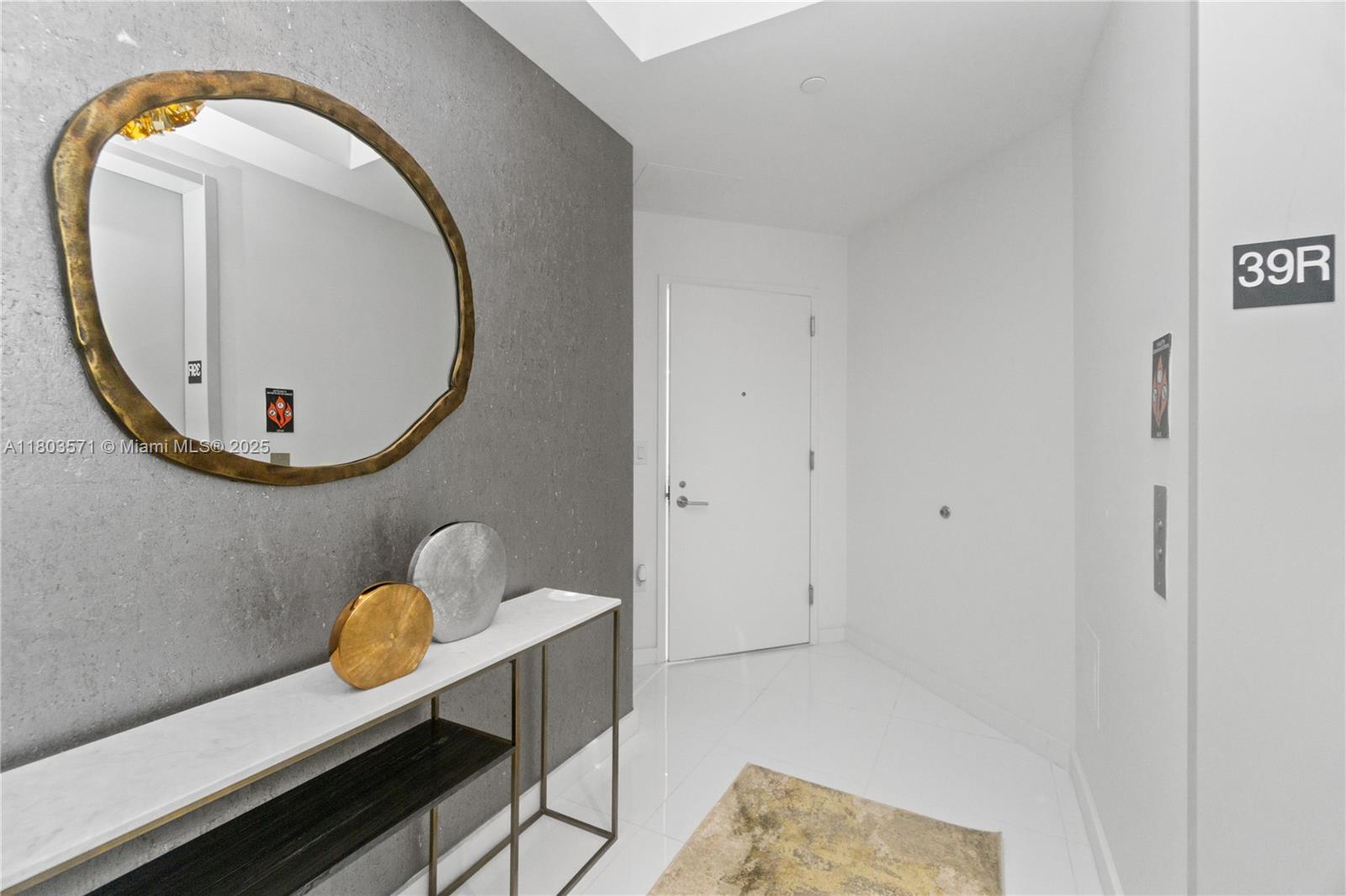 851 NE 1st Ave #3906, Miami FL 33132