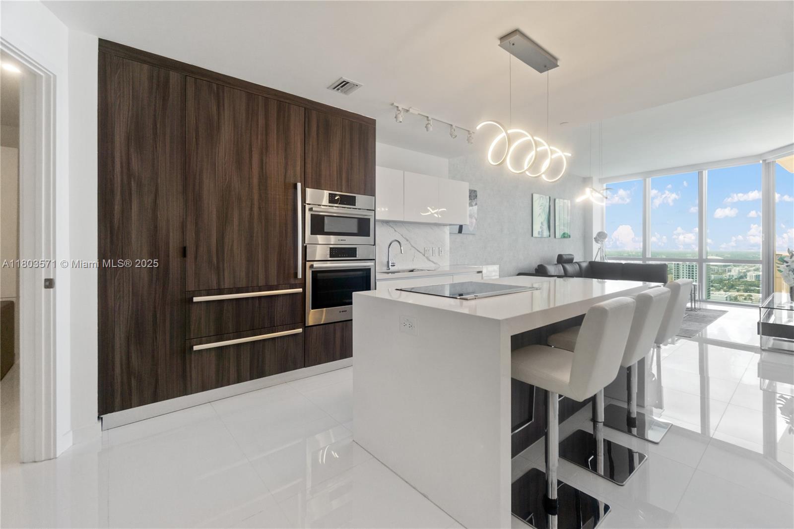 851 NE 1st Ave #3906, Miami FL 33132
