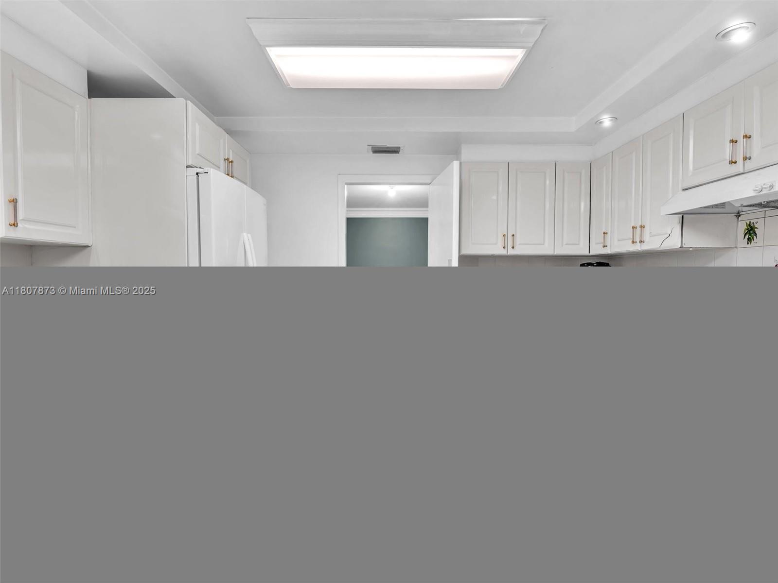10155 Collins Ave #408, Bal Harbour, Florida image 29