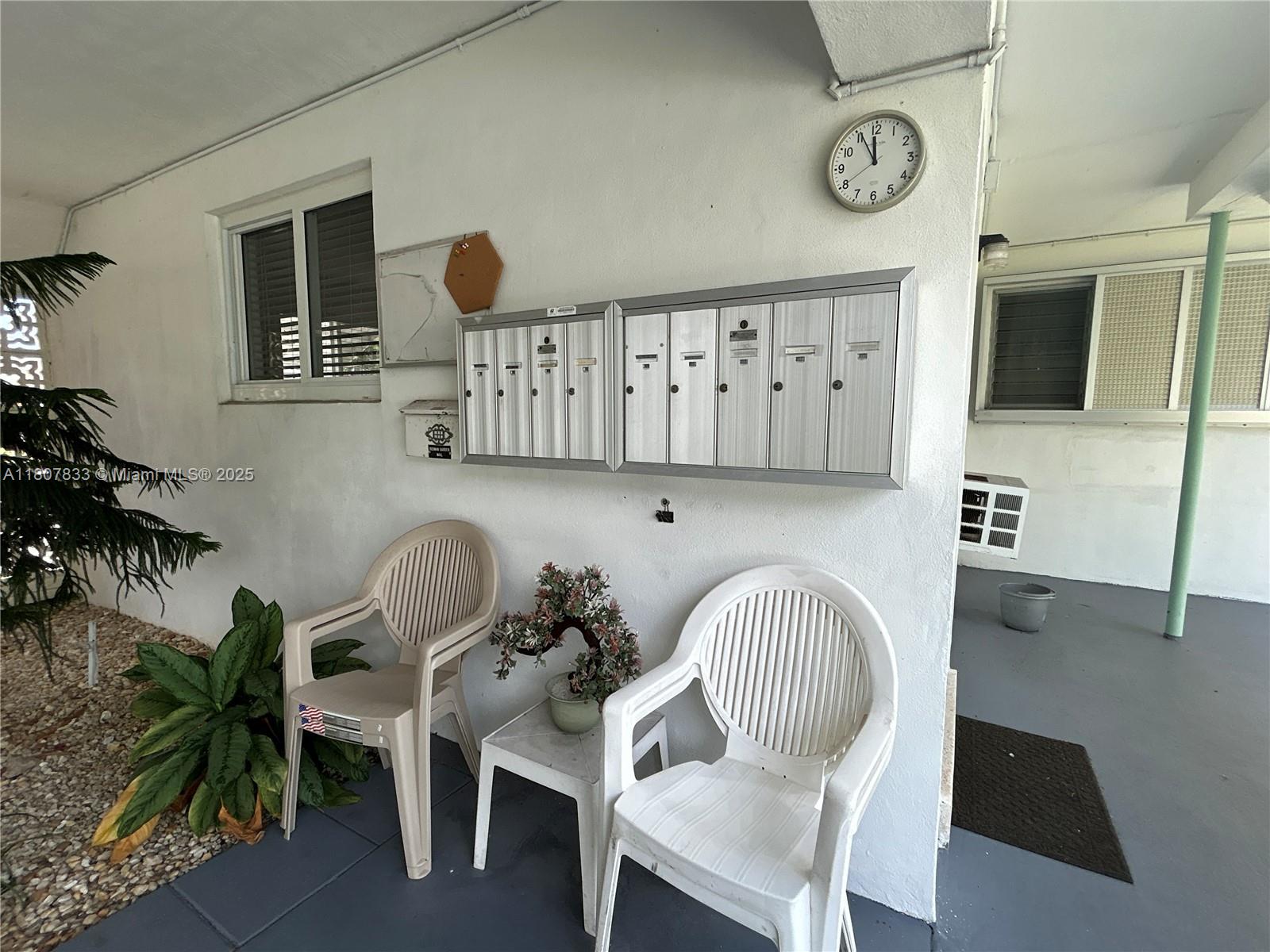 1717 Rodman St #18, Hollywood, Florida image 13