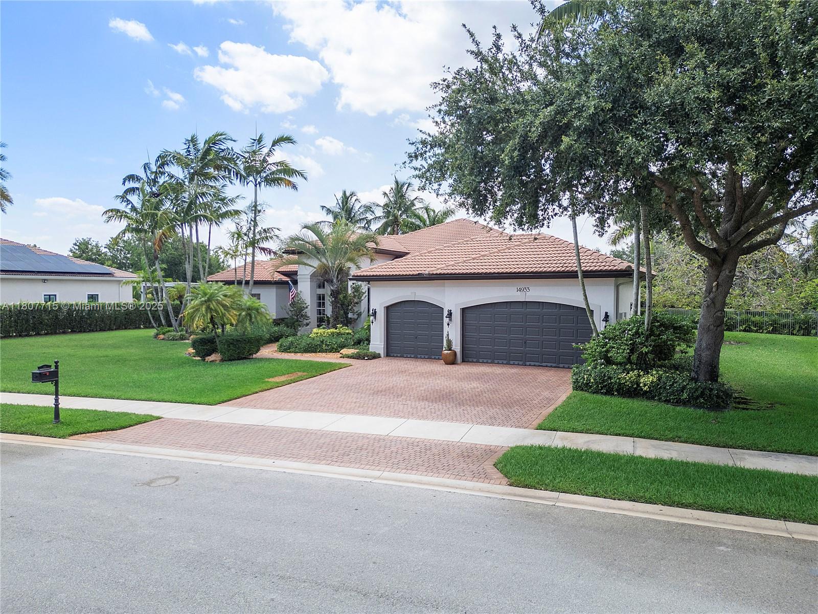 14933 SW 33rd St, Davie, Florida image 3
