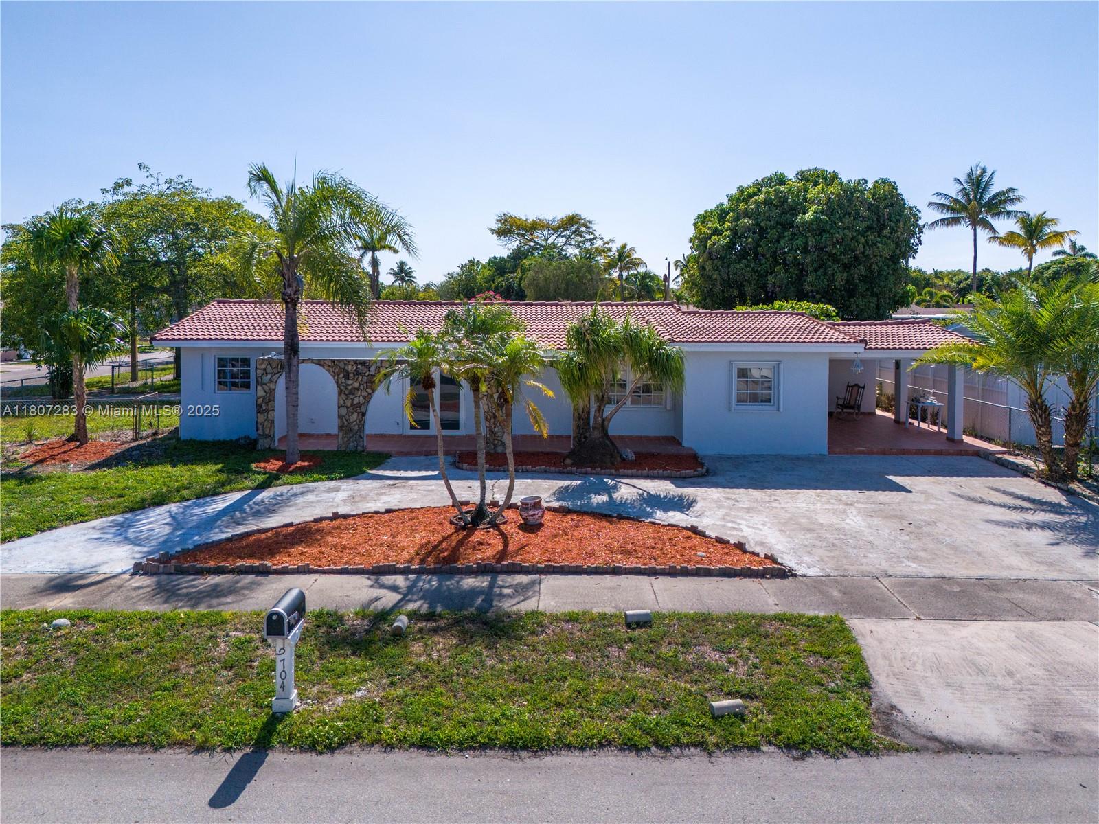 19704 NW 48th Ct, Miami Gardens, Florida image 1
