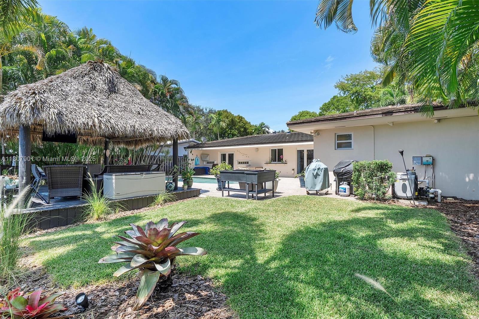 13105 Coronado Dr, North Miami, Florida image 19