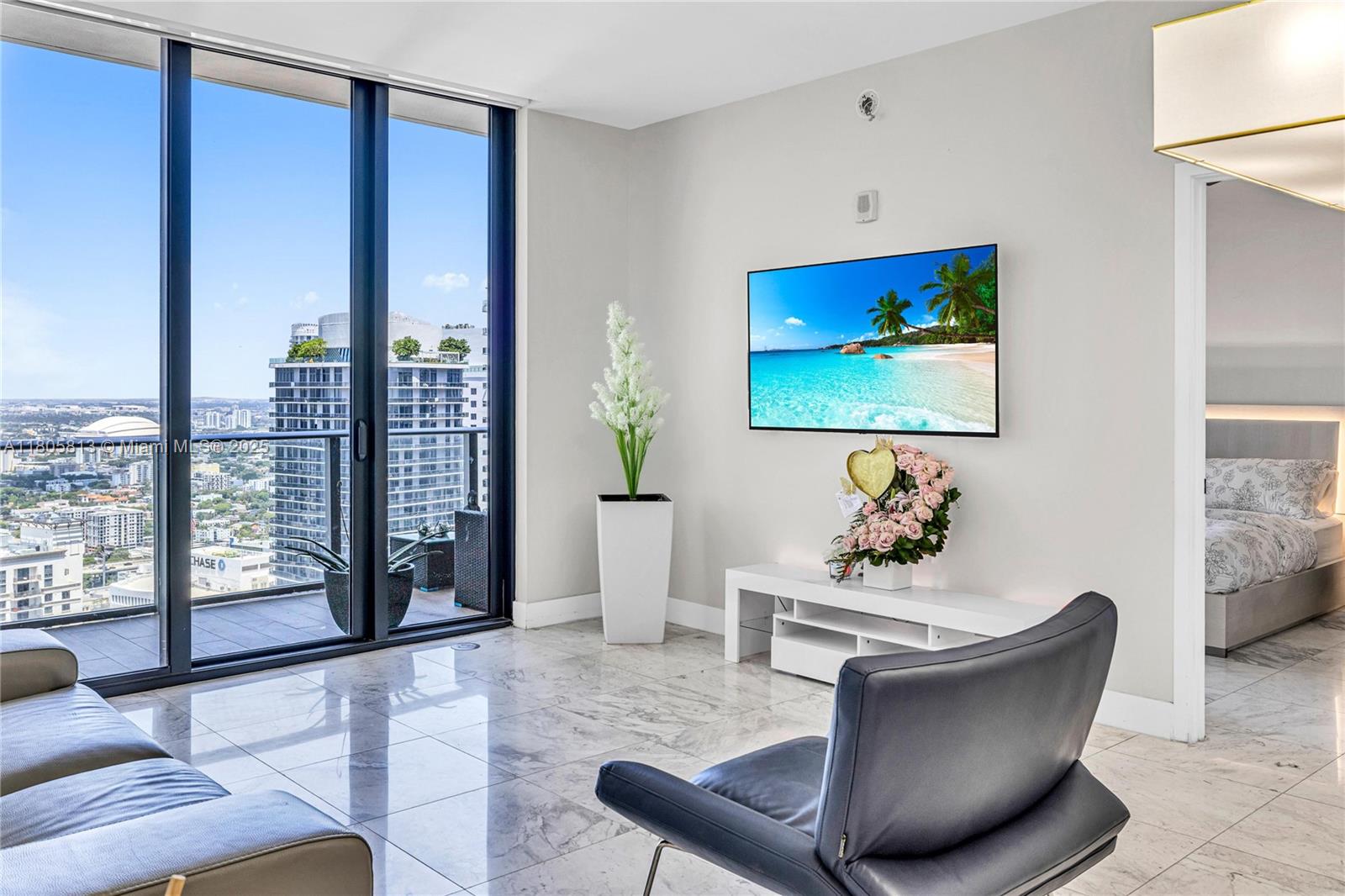 Apartamento à Venda em Miami, FL