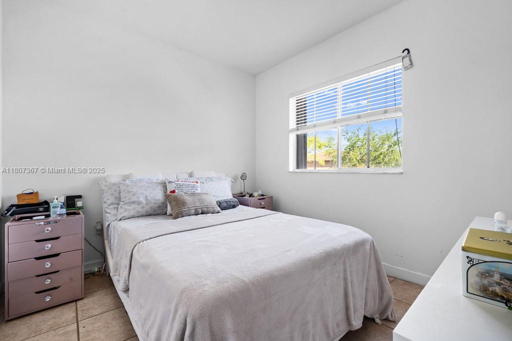 15490 SW 18th Ln, Miami, Florida image 22