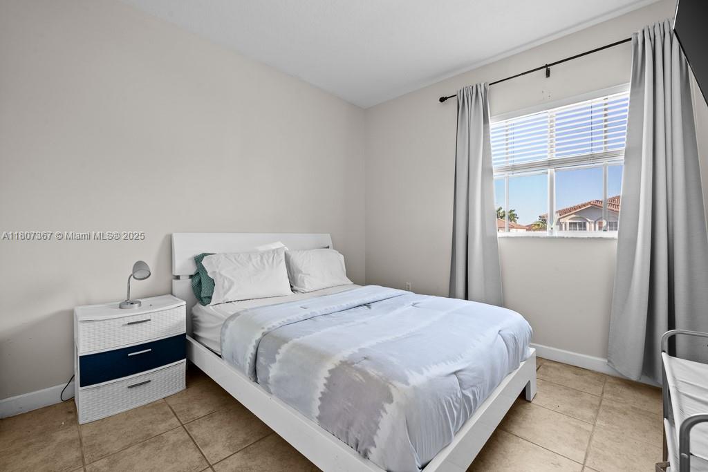 15490 SW 18th Ln, Miami, Florida image 36