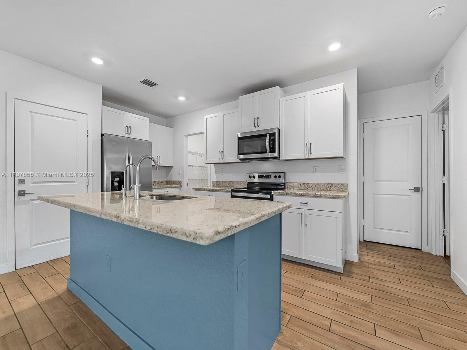 501 NE 6th Ct, Florida City, Florida image 12