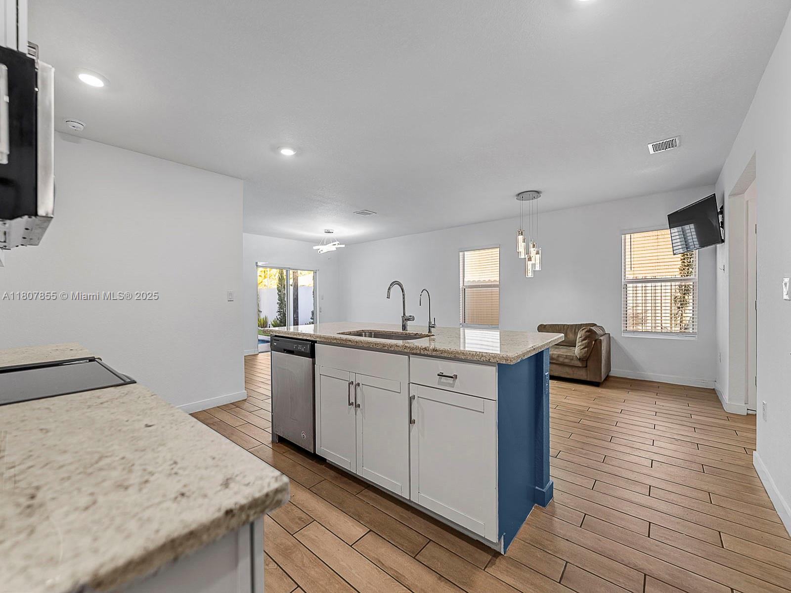 501 NE 6th Ct, Florida City, Florida image 15