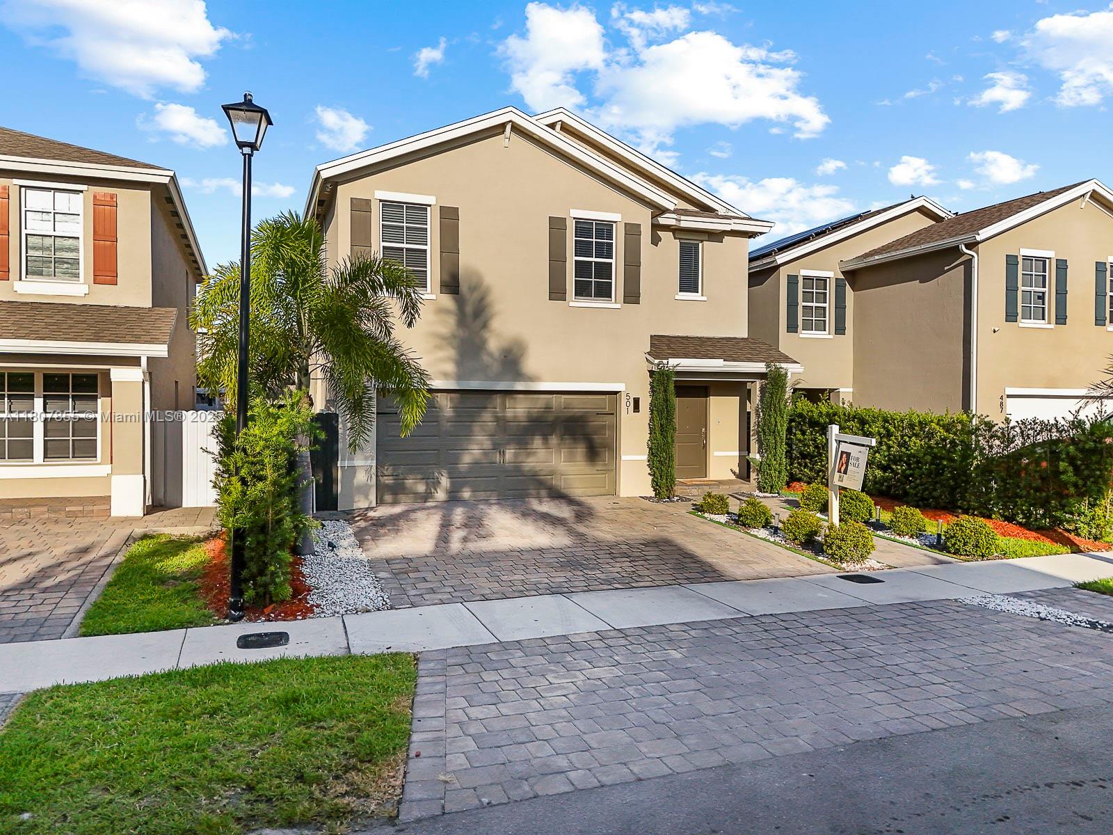 501 NE 6th Ct, Florida City, Florida image 2