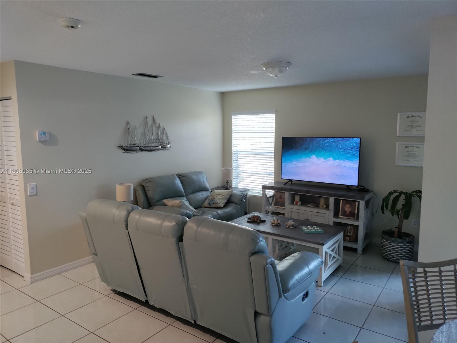 15210 SW 48th Ter #H-83, Miami, Florida image 9