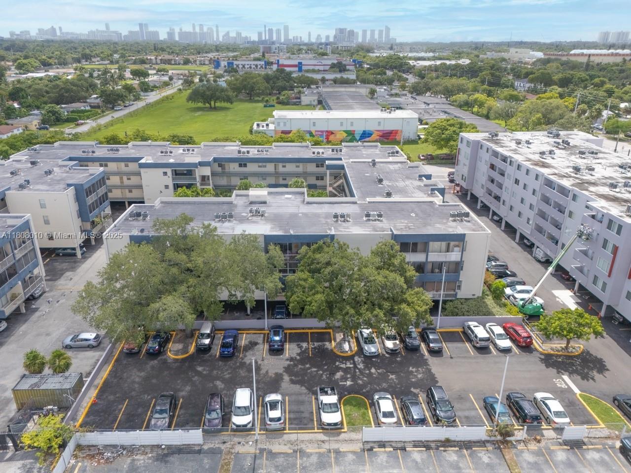 16750 NE 10th Ave #225, North Miami Beach, Florida image 4