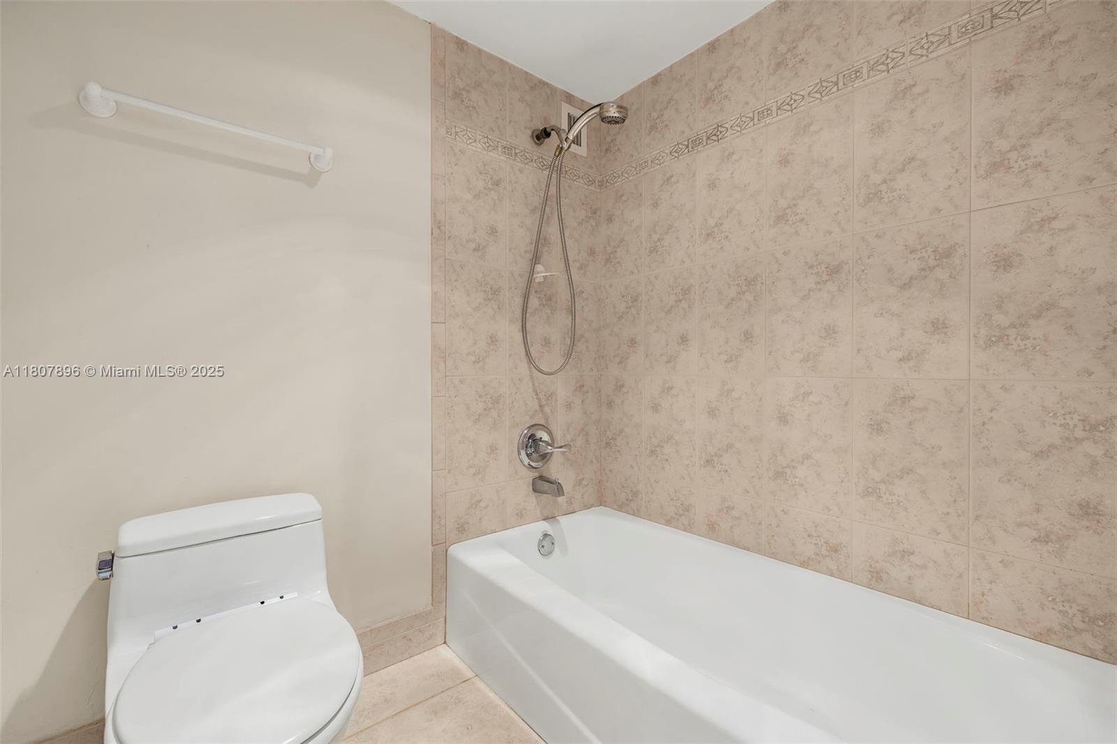 625 Biltmore Way #301, Coral Gables, Florida image 40