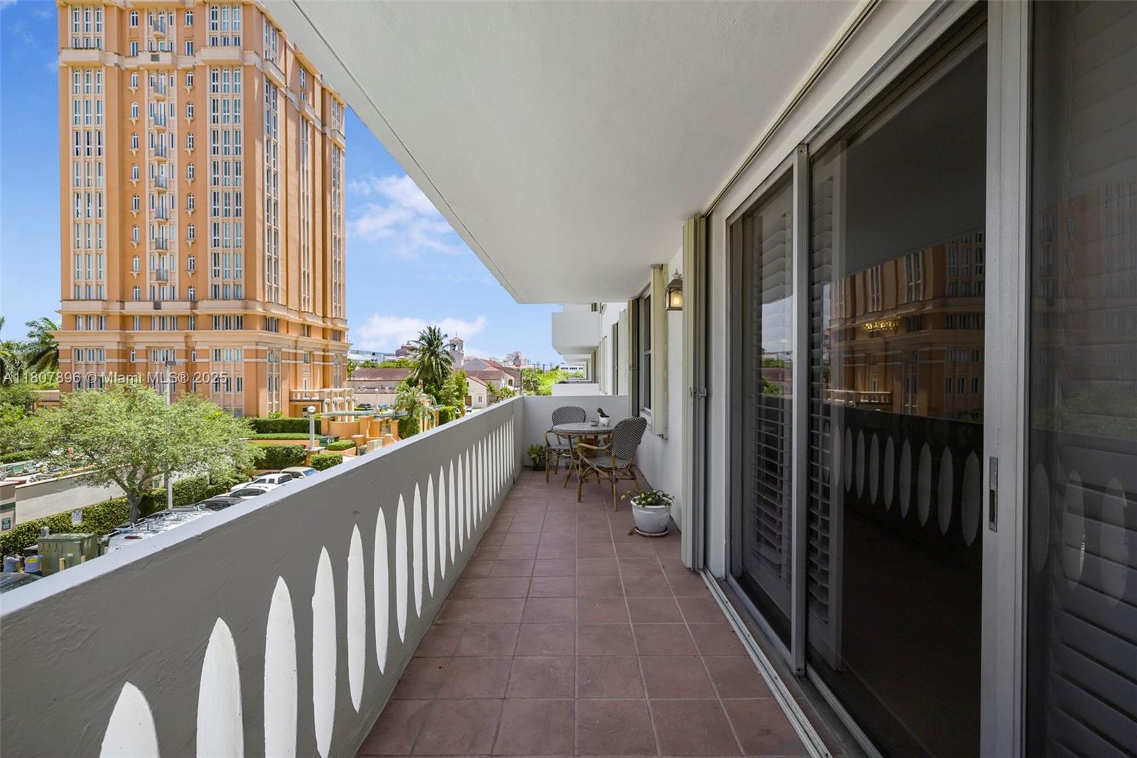 625 Biltmore Way #301, Coral Gables, Florida image 45