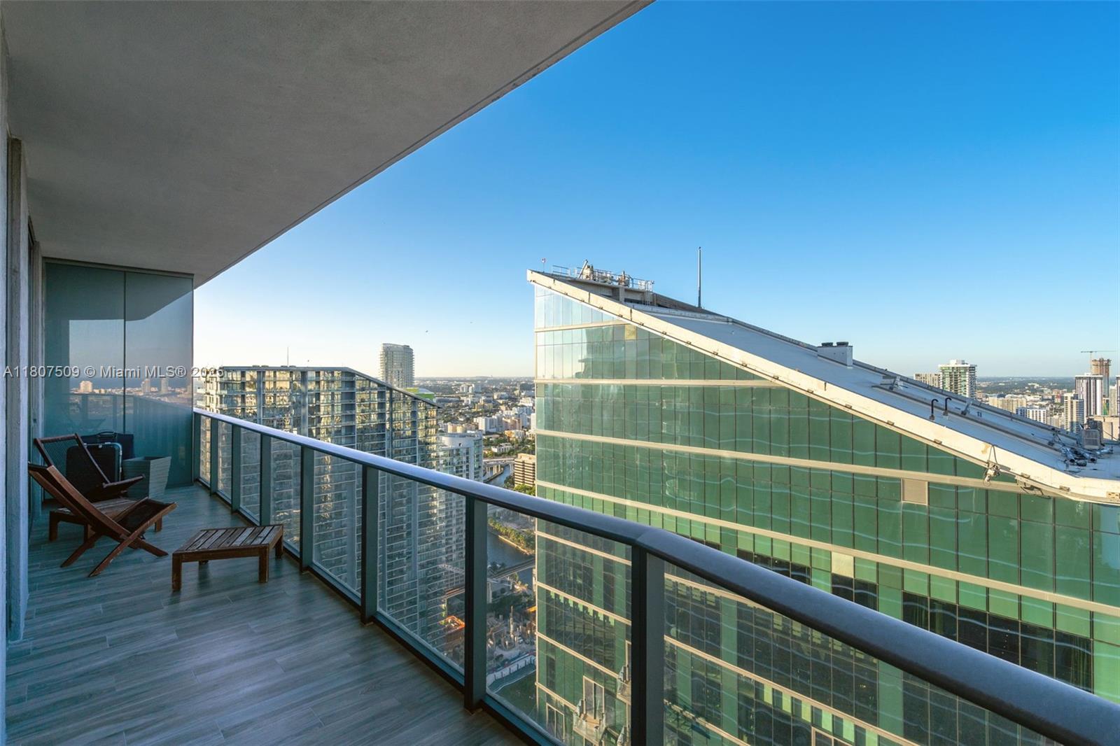 801 S Miami Ave #5005, Miami FL 33130