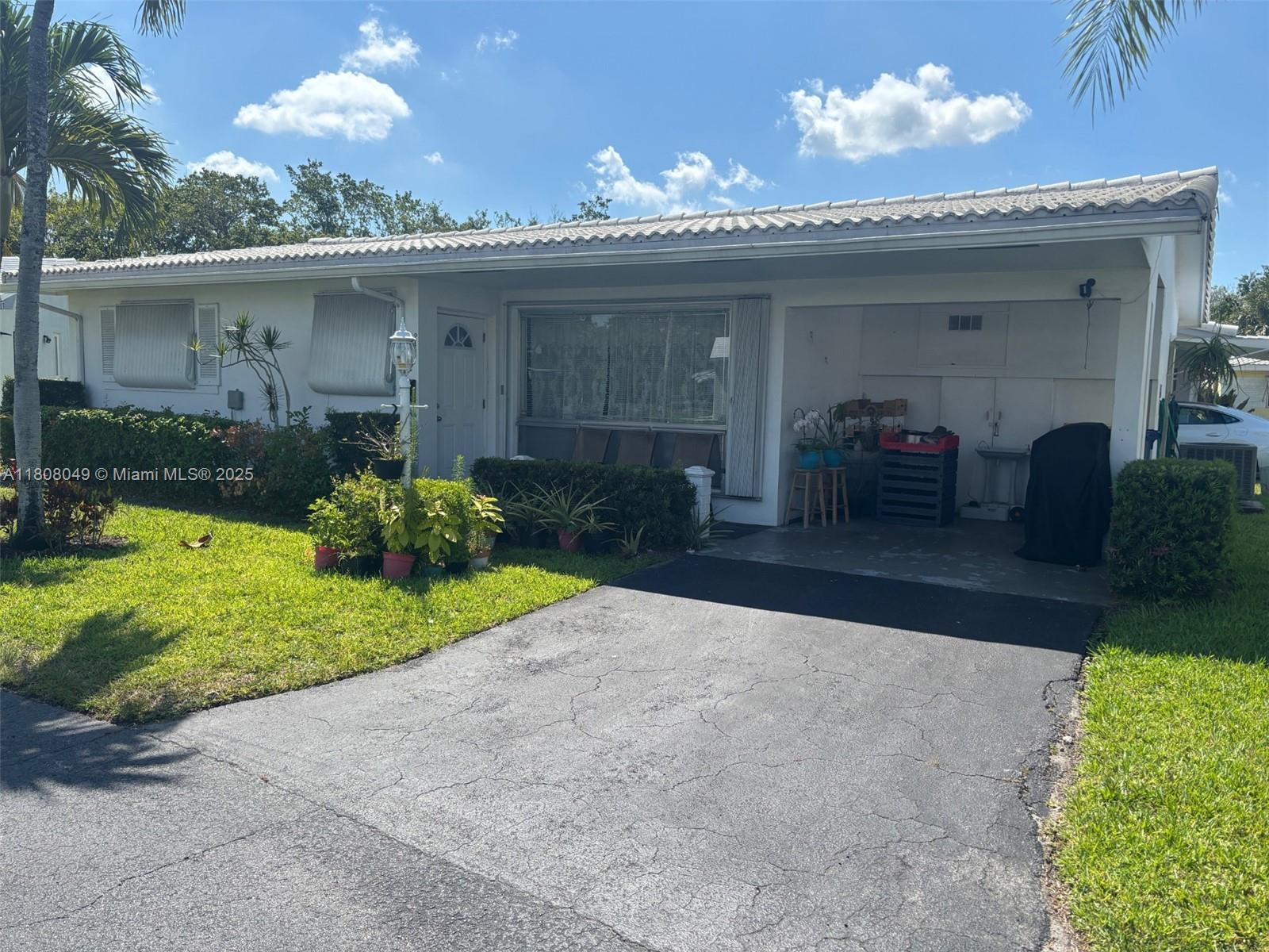 2427 Garland Cir Unit 195, Hollywood, Florida 33021
