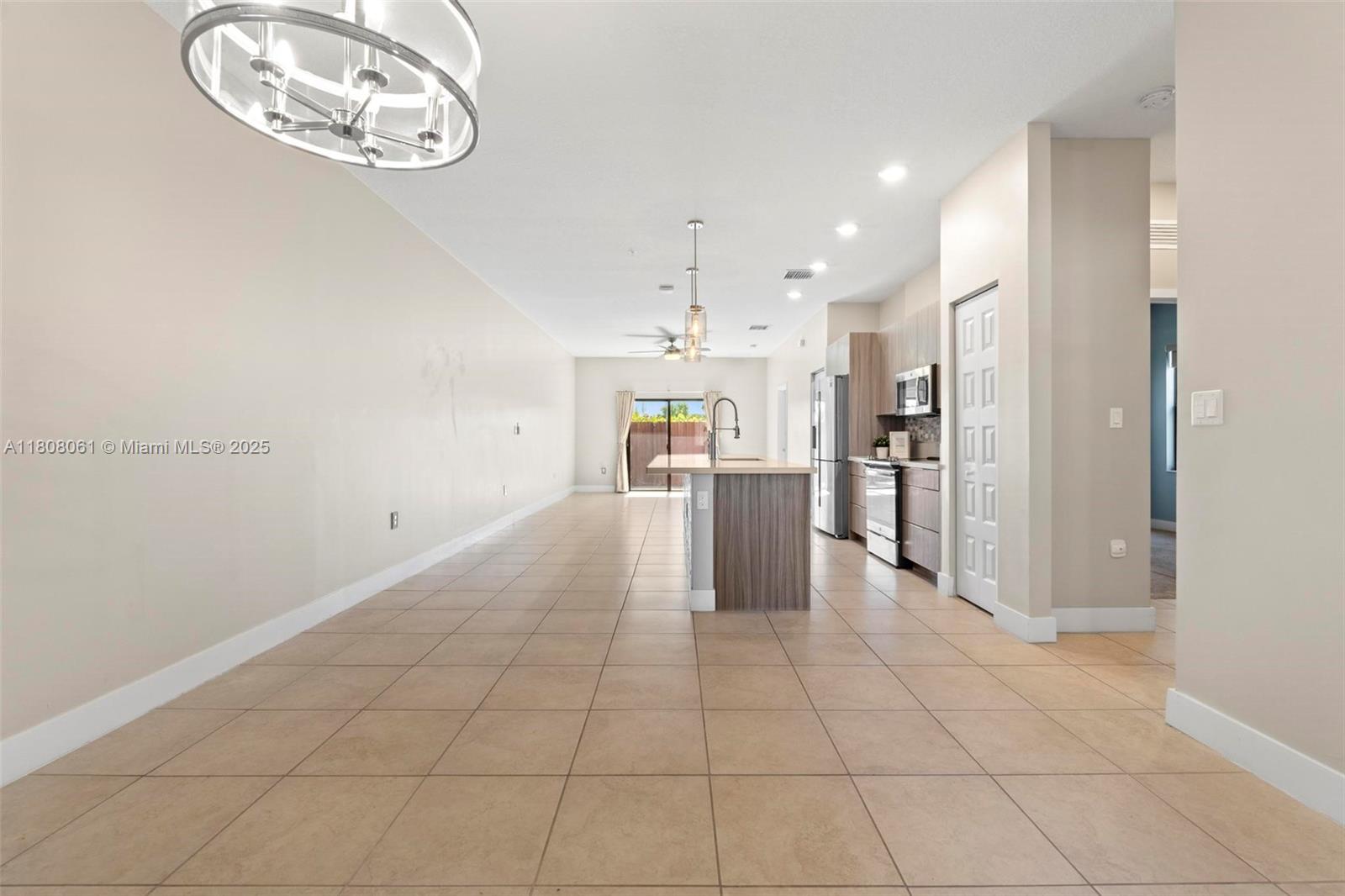 7825 NW 104th Ave #4, Doral, Florida image 7