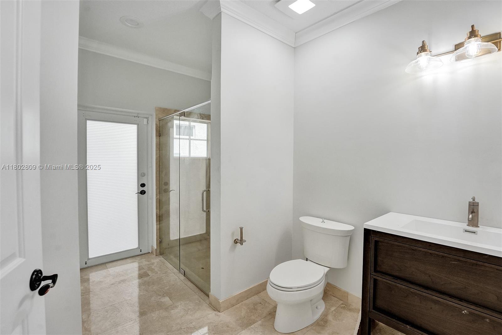 827 SE 2nd Ct, Fort Lauderdale, Florida image 9