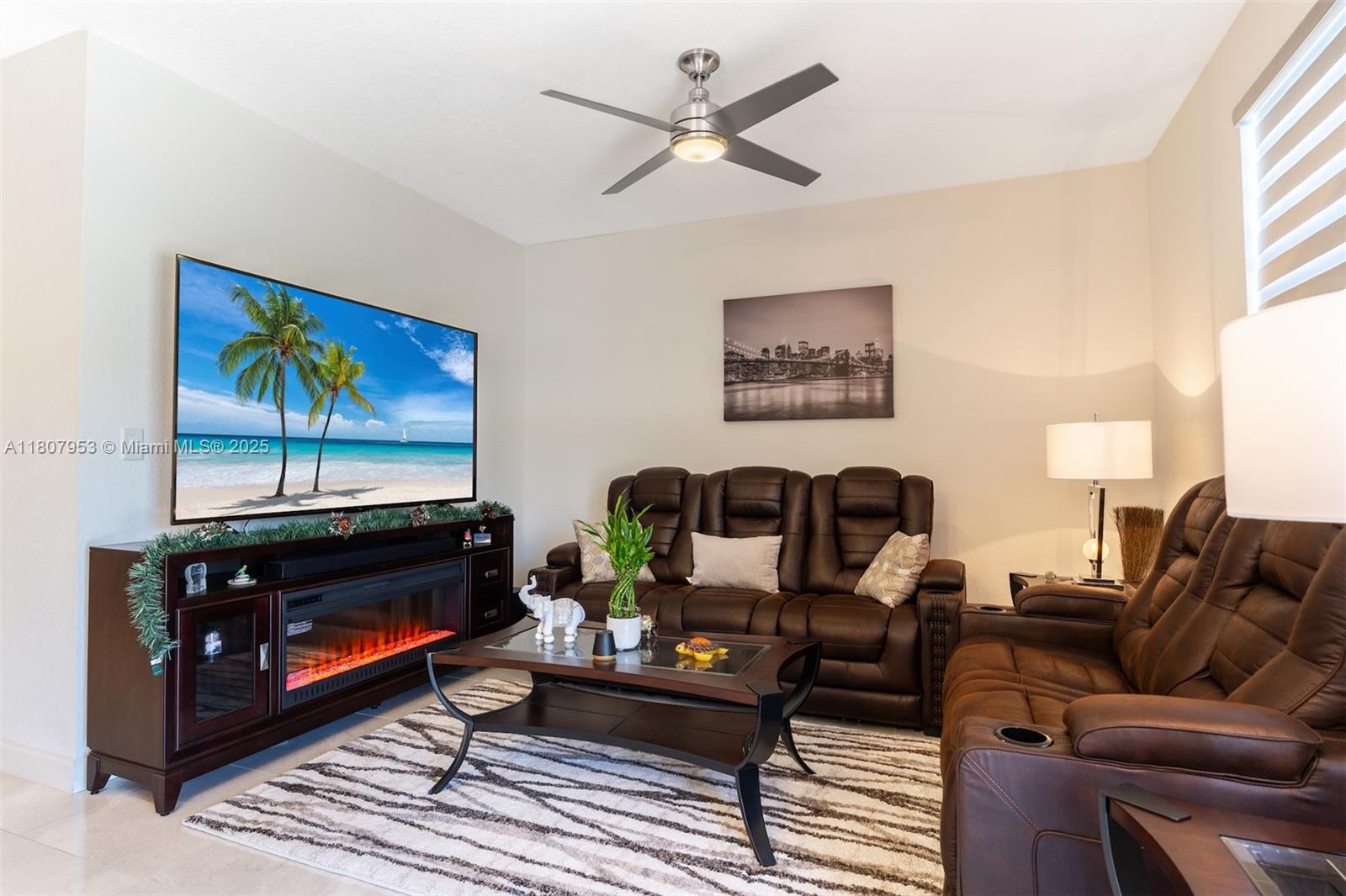 5421 NW 27th St, Margate, Florida image 10