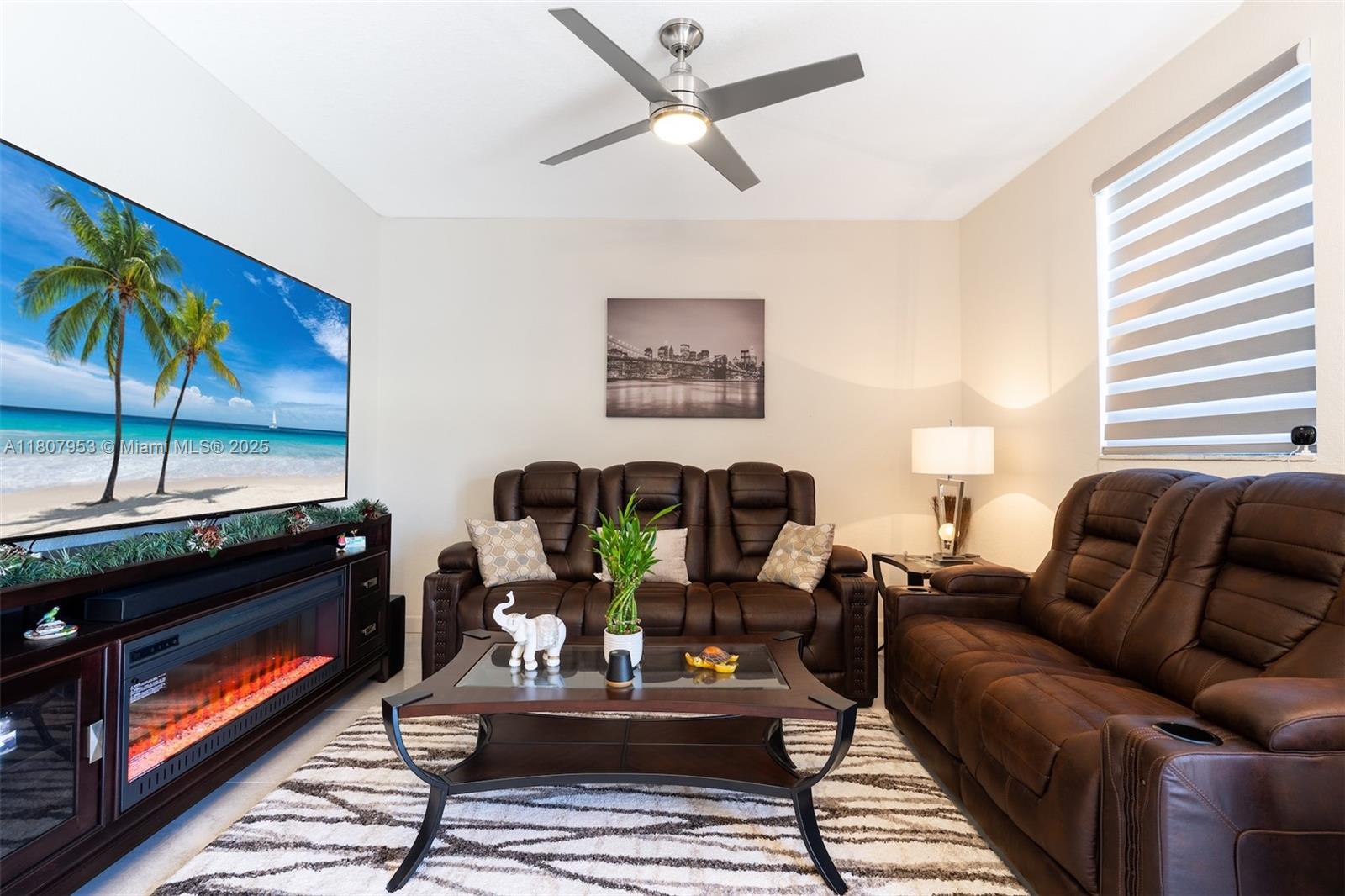 5421 NW 27th St, Margate, Florida image 11