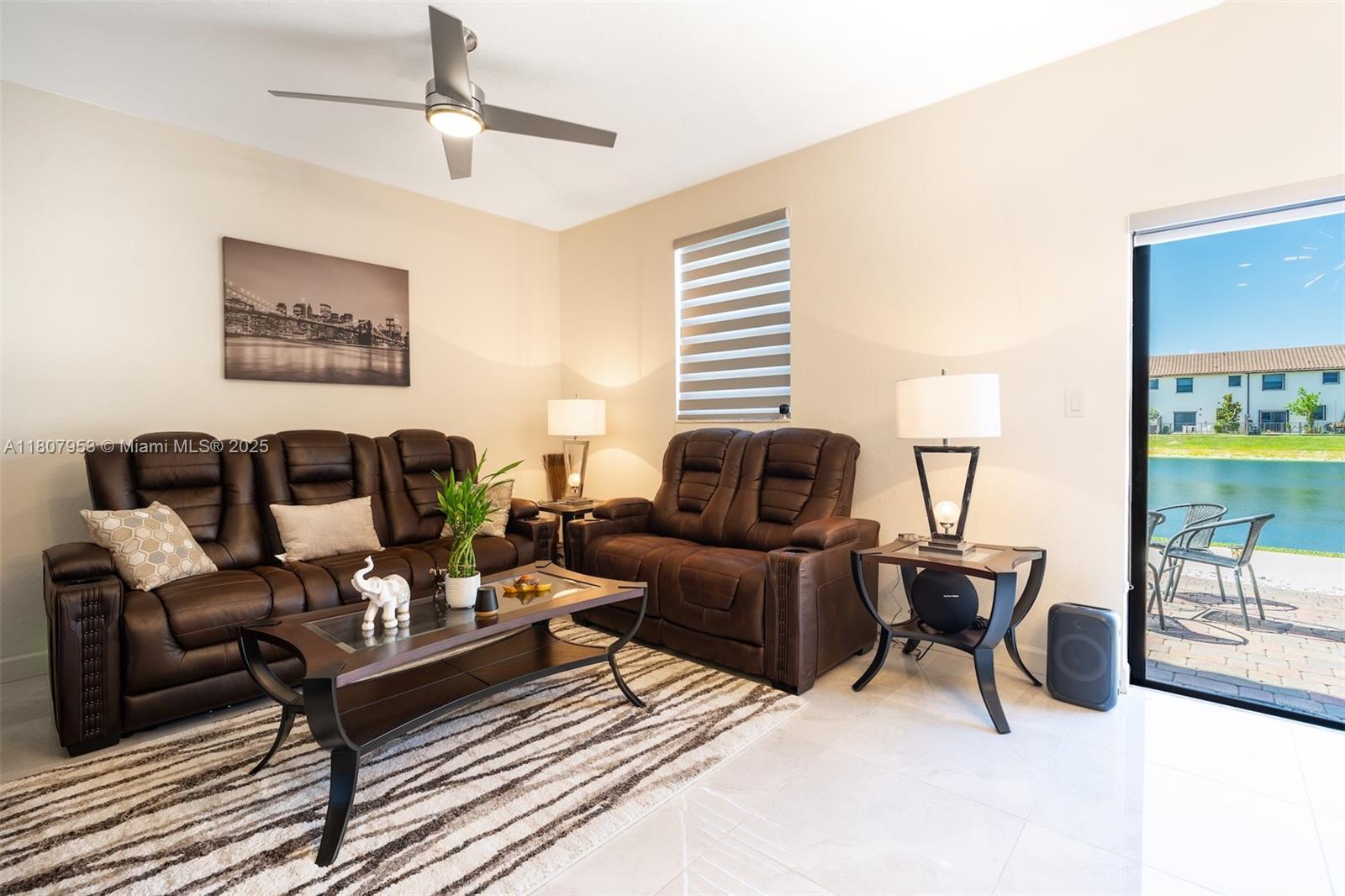 5421 NW 27th St, Margate, Florida image 12