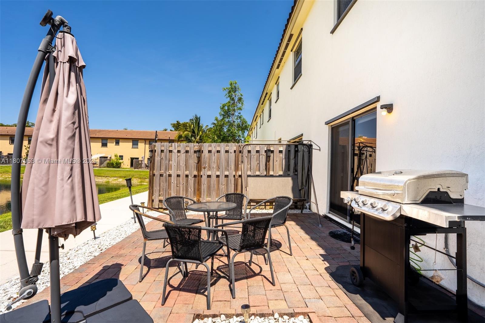 5421 NW 27th St, Margate, Florida image 22