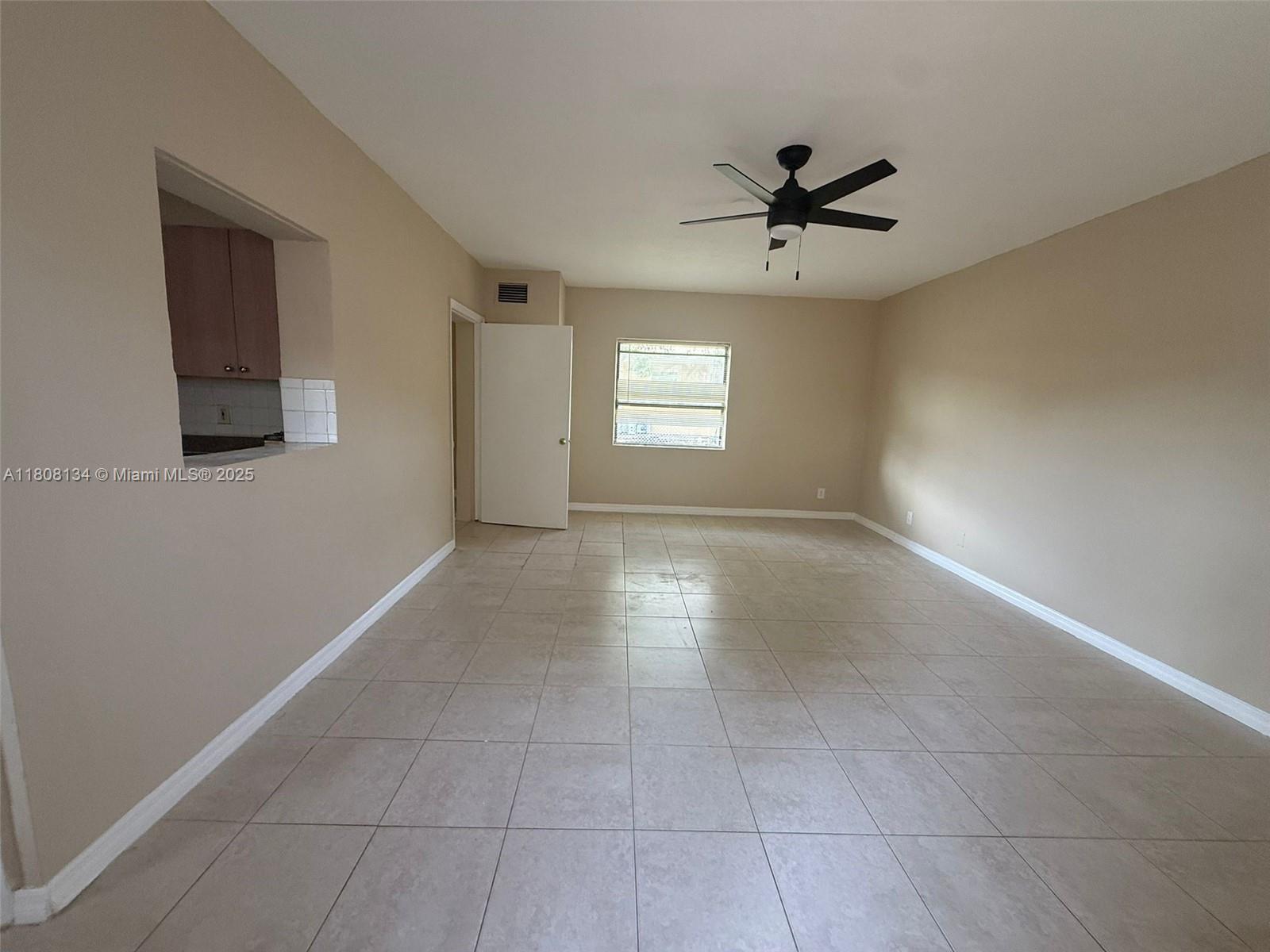 1025 NW 3rd Ave, Fort Lauderdale, Florida image 11
