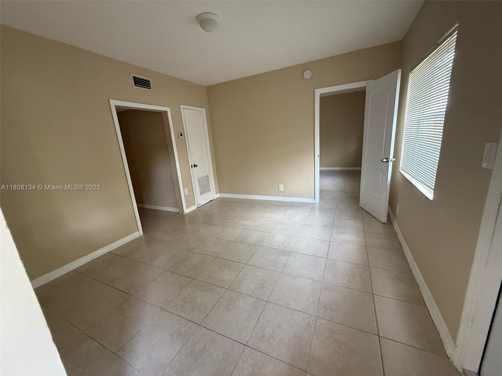 1025 NW 3rd Ave, Fort Lauderdale, Florida image 5