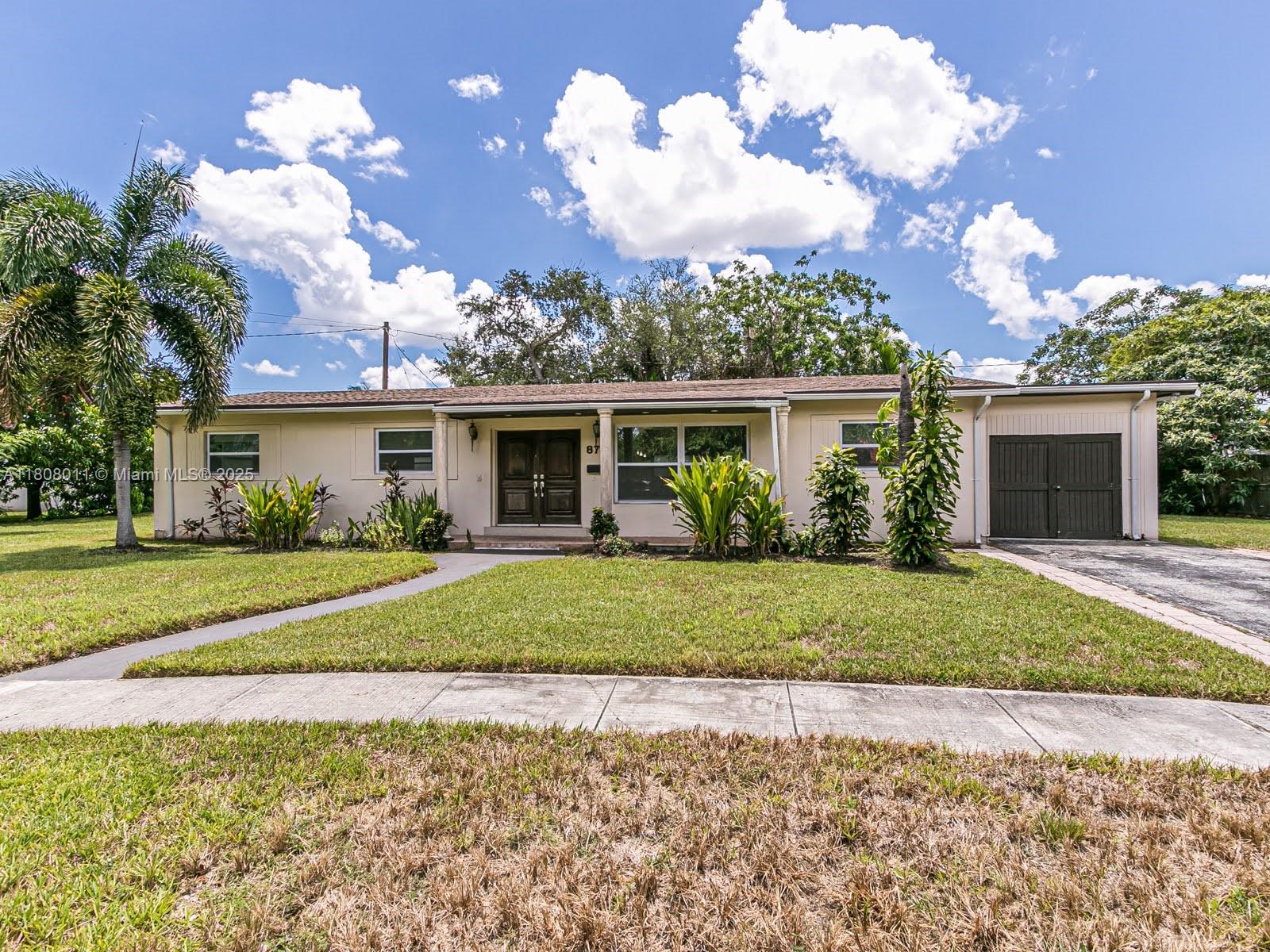 870 NE 182nd St, North Miami Beach, Florida image 1