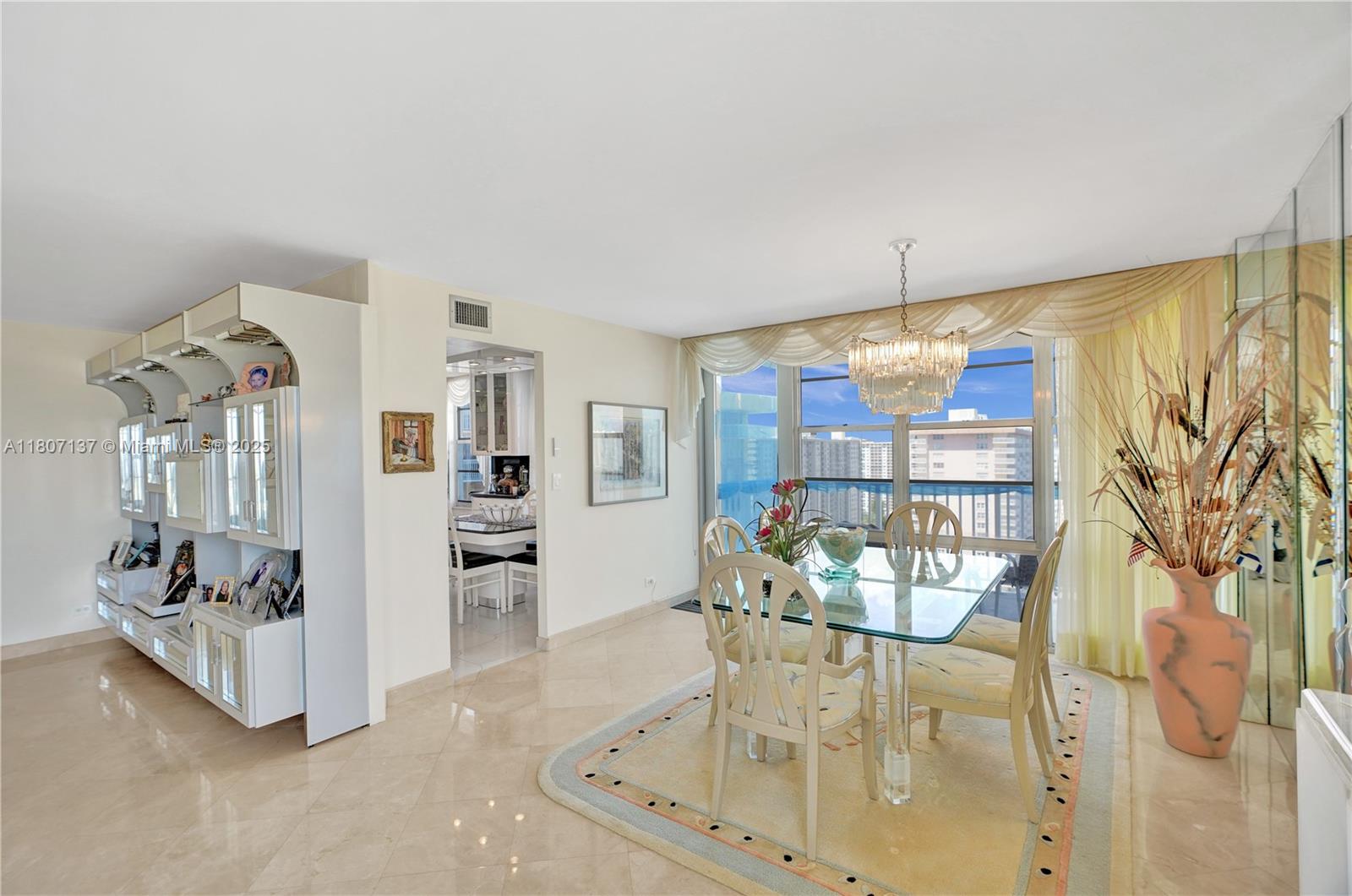 231 174th St #2319, Sunny Isles Beach, Florida image 10