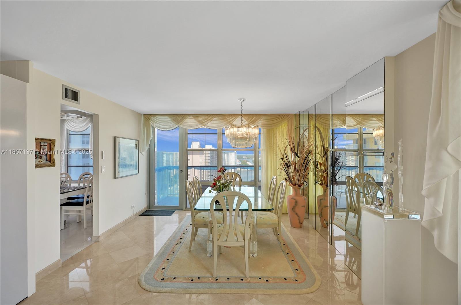 231 174th St #2319, Sunny Isles Beach, Florida image 11
