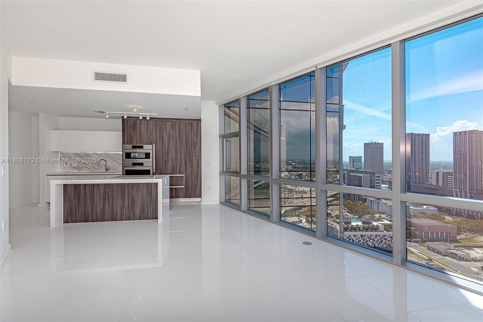 851 NE 1st Ave #3102, Miami FL 33132